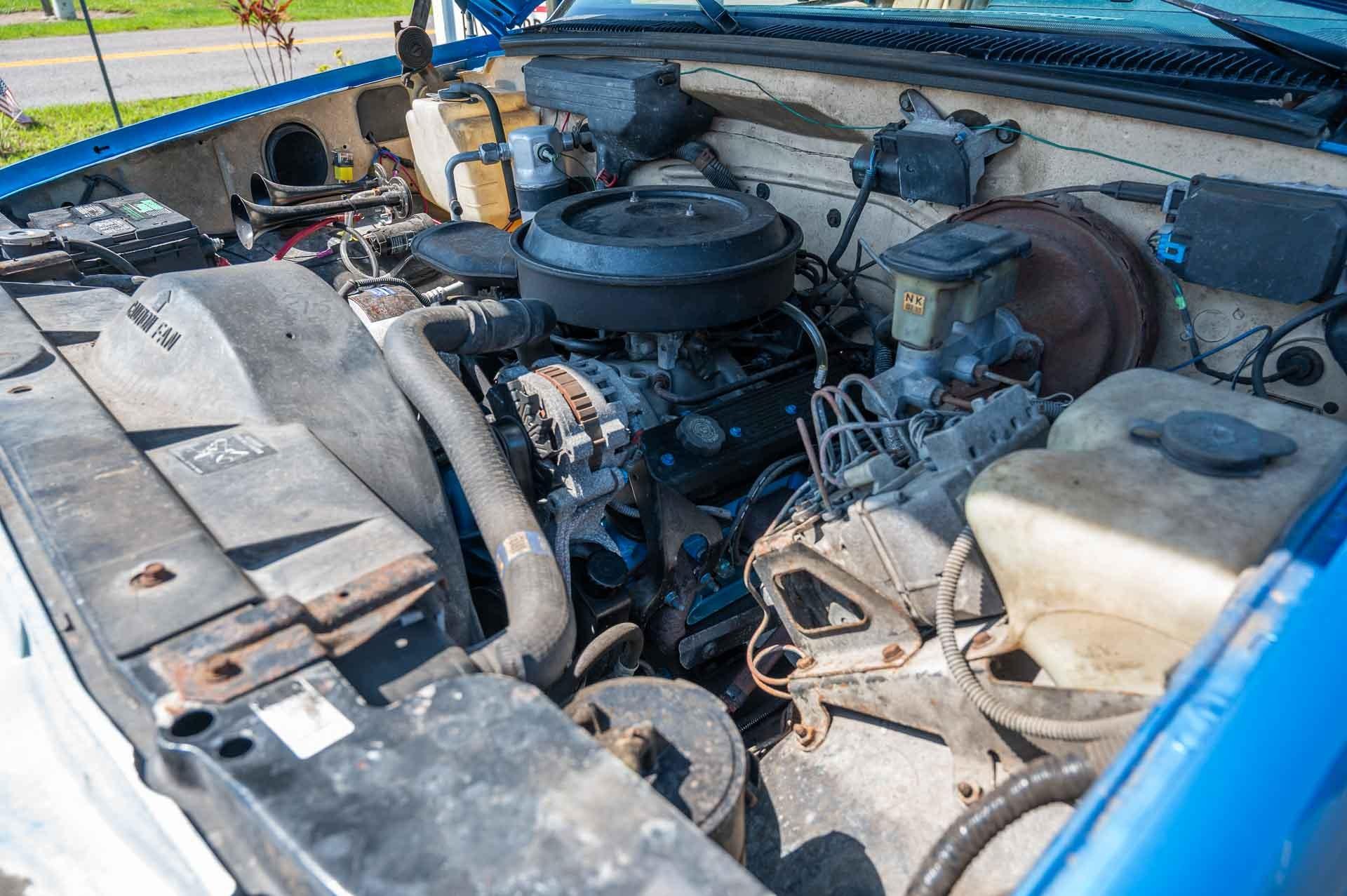 1992 GMC Yukon SL 15