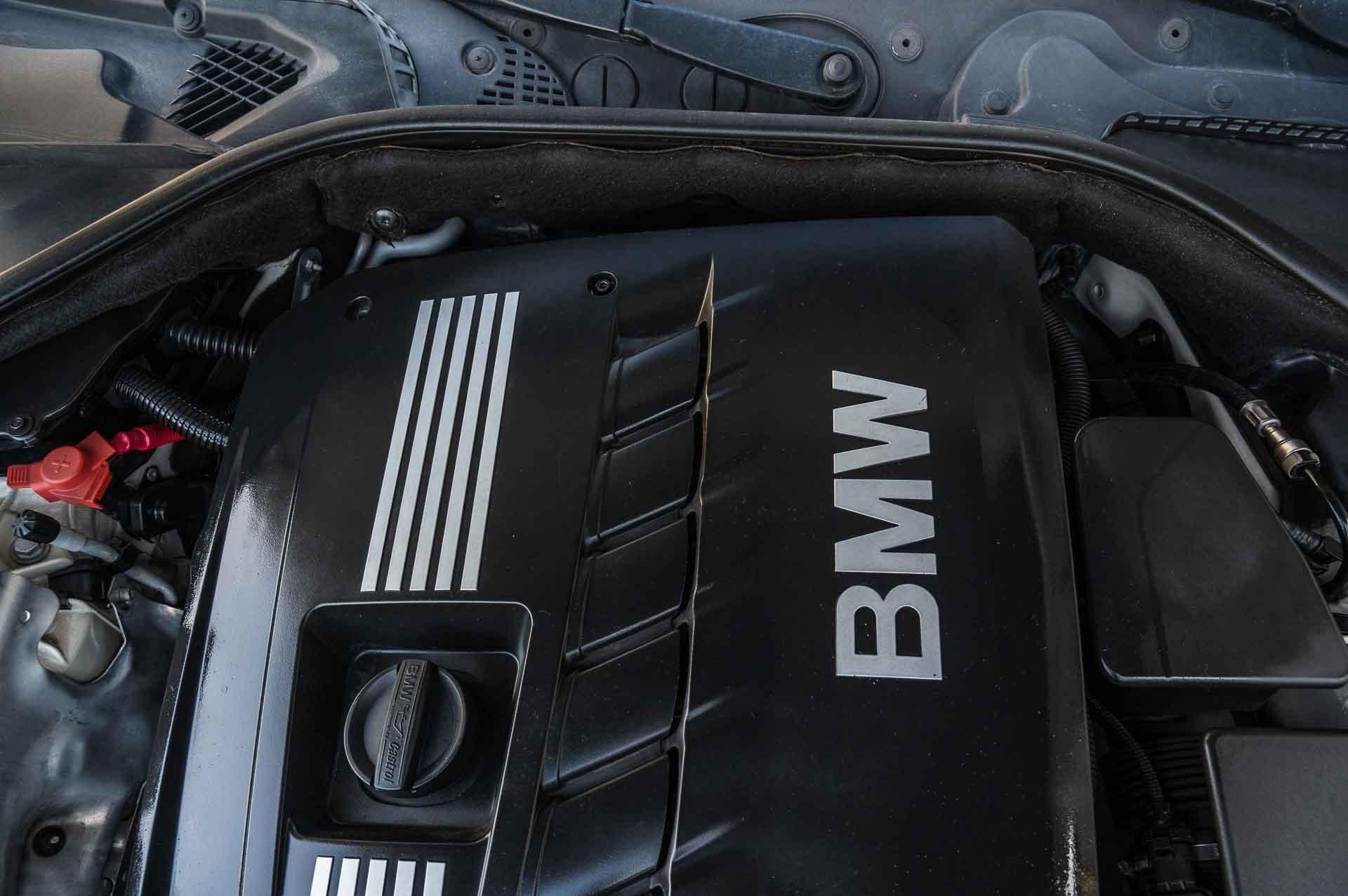 2011 BMW 528i 41