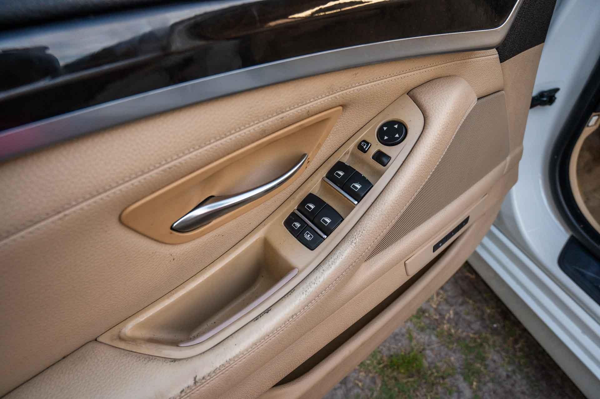 2011 BMW 528i 17