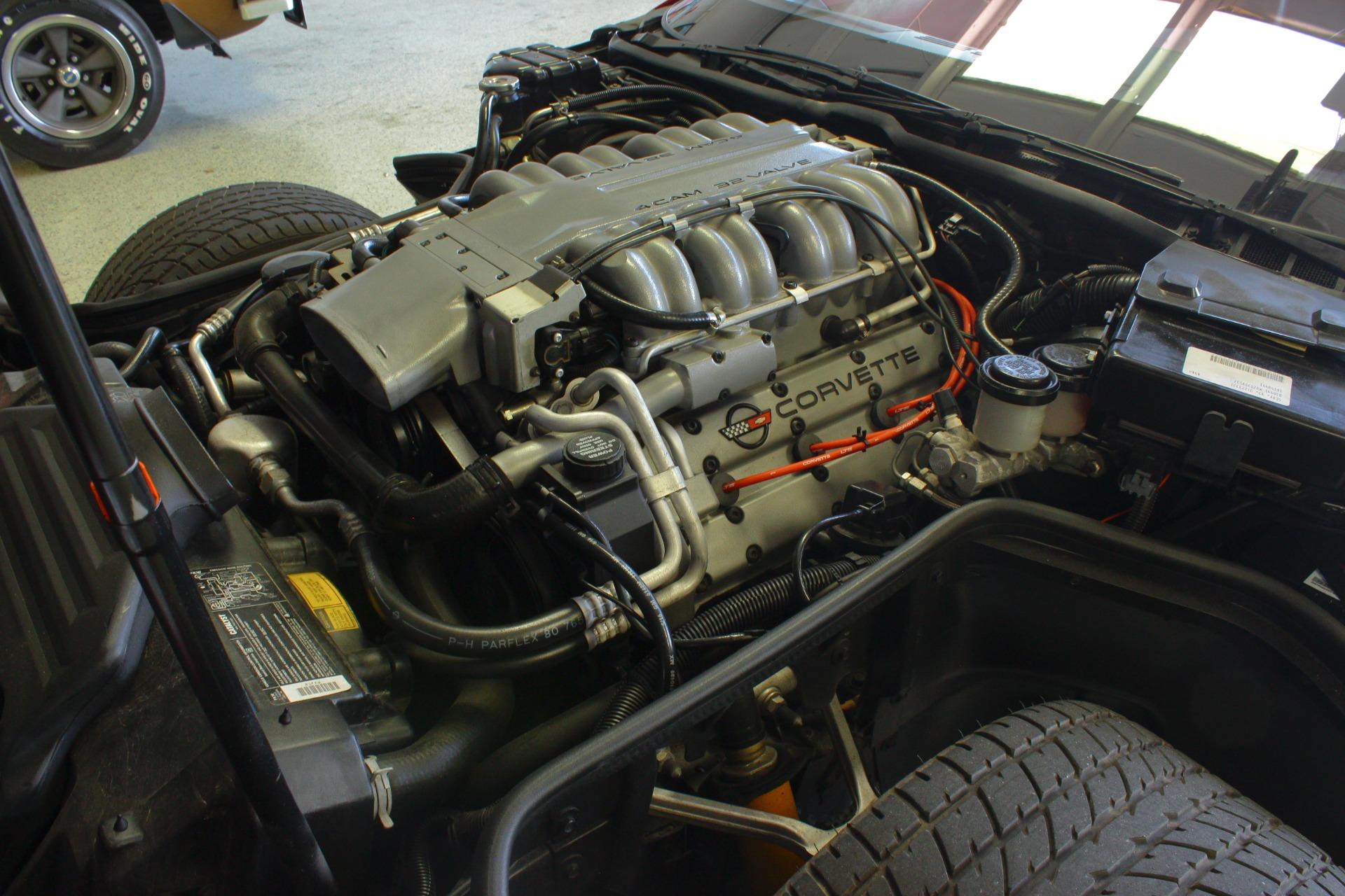 1990 Chevrolet Corvette ZR-1 13