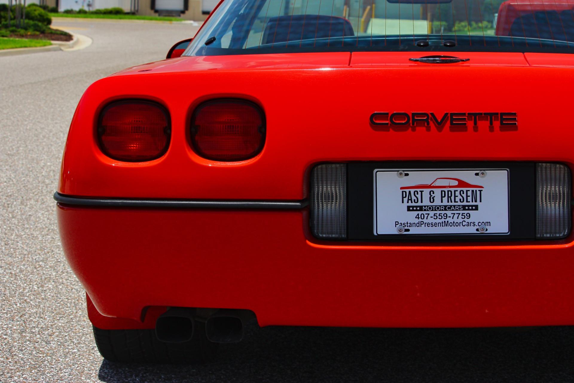 1990 Chevrolet Corvette ZR-1 22