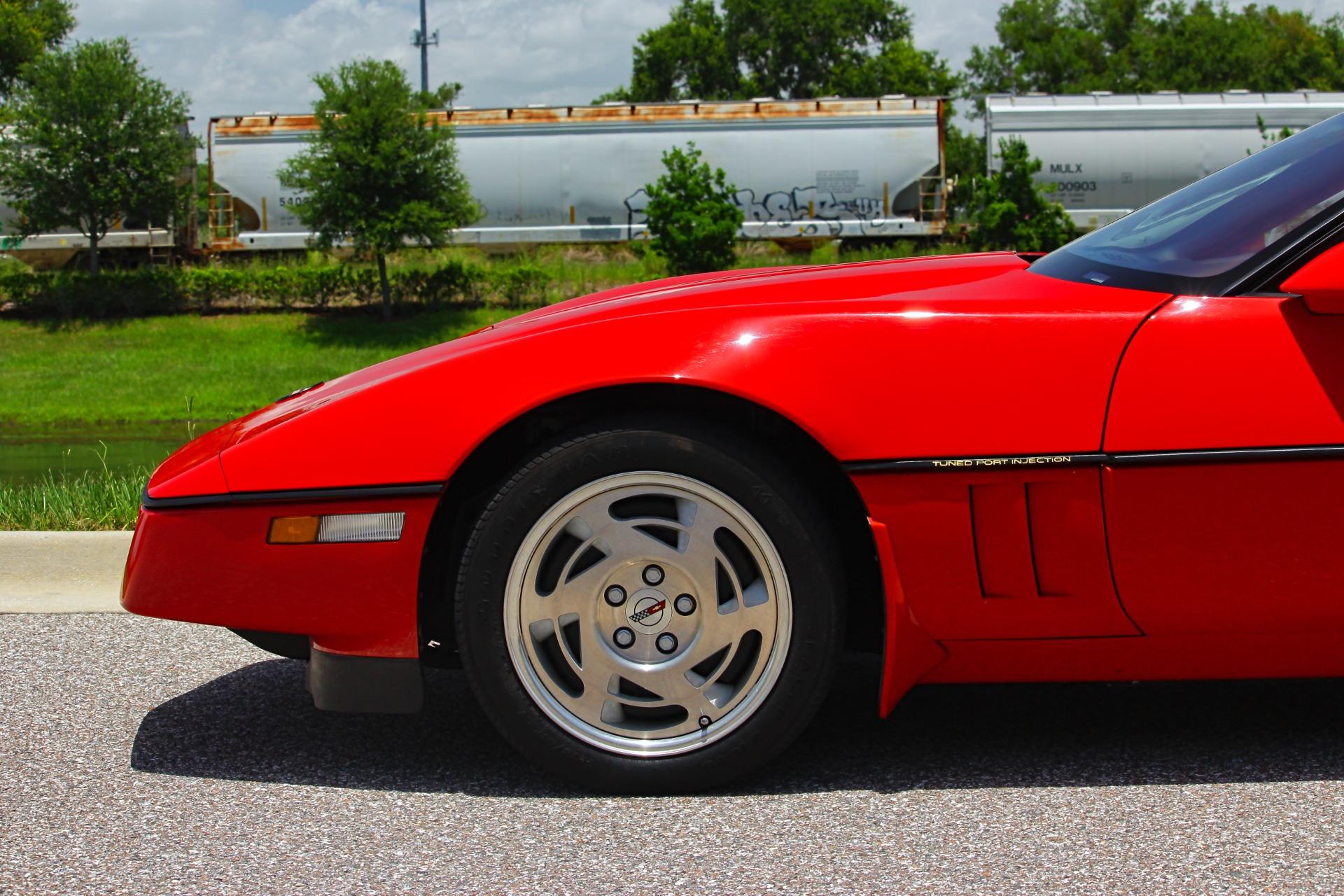 1990 Chevrolet Corvette ZR-1 27