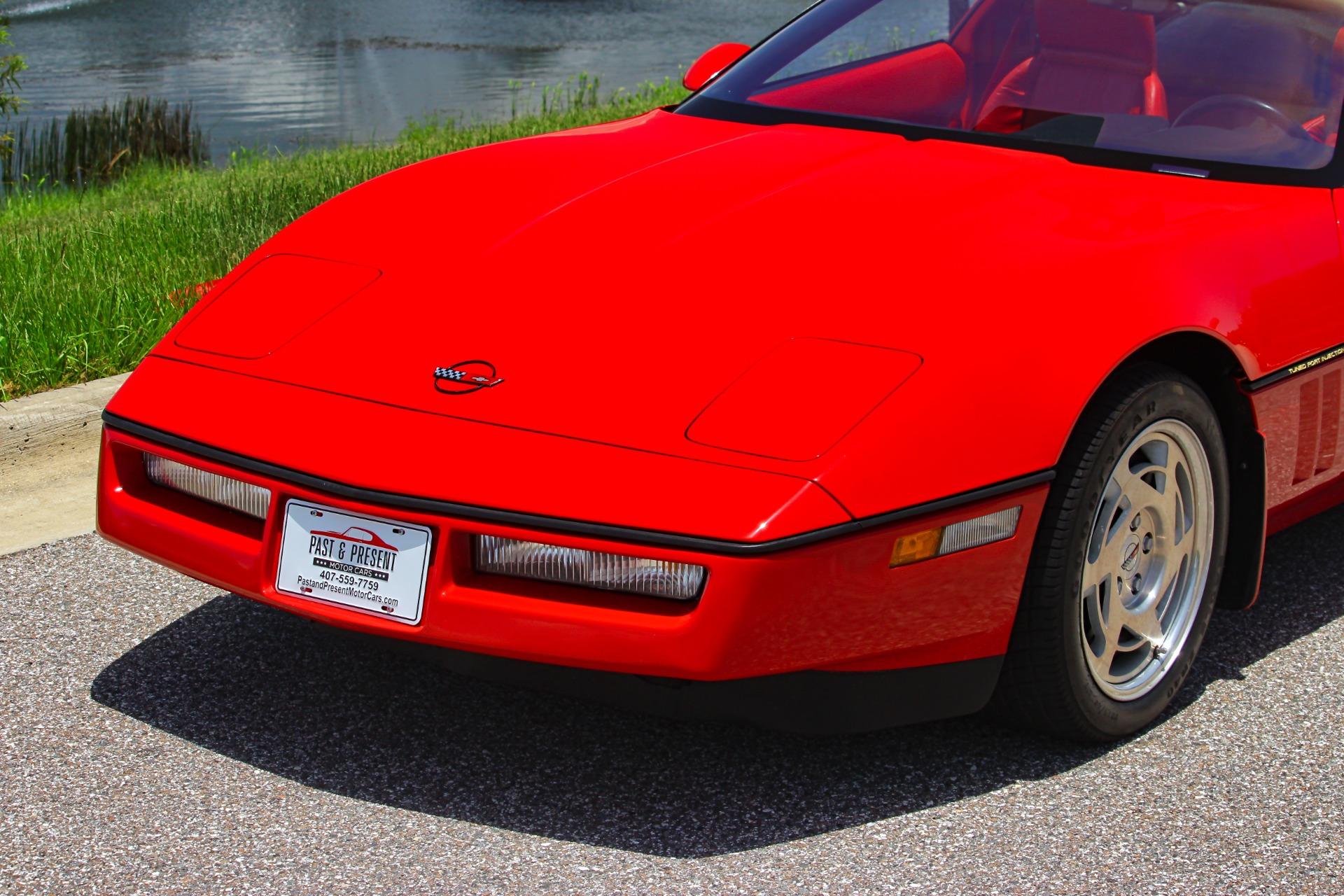 1990 Chevrolet Corvette ZR-1 28