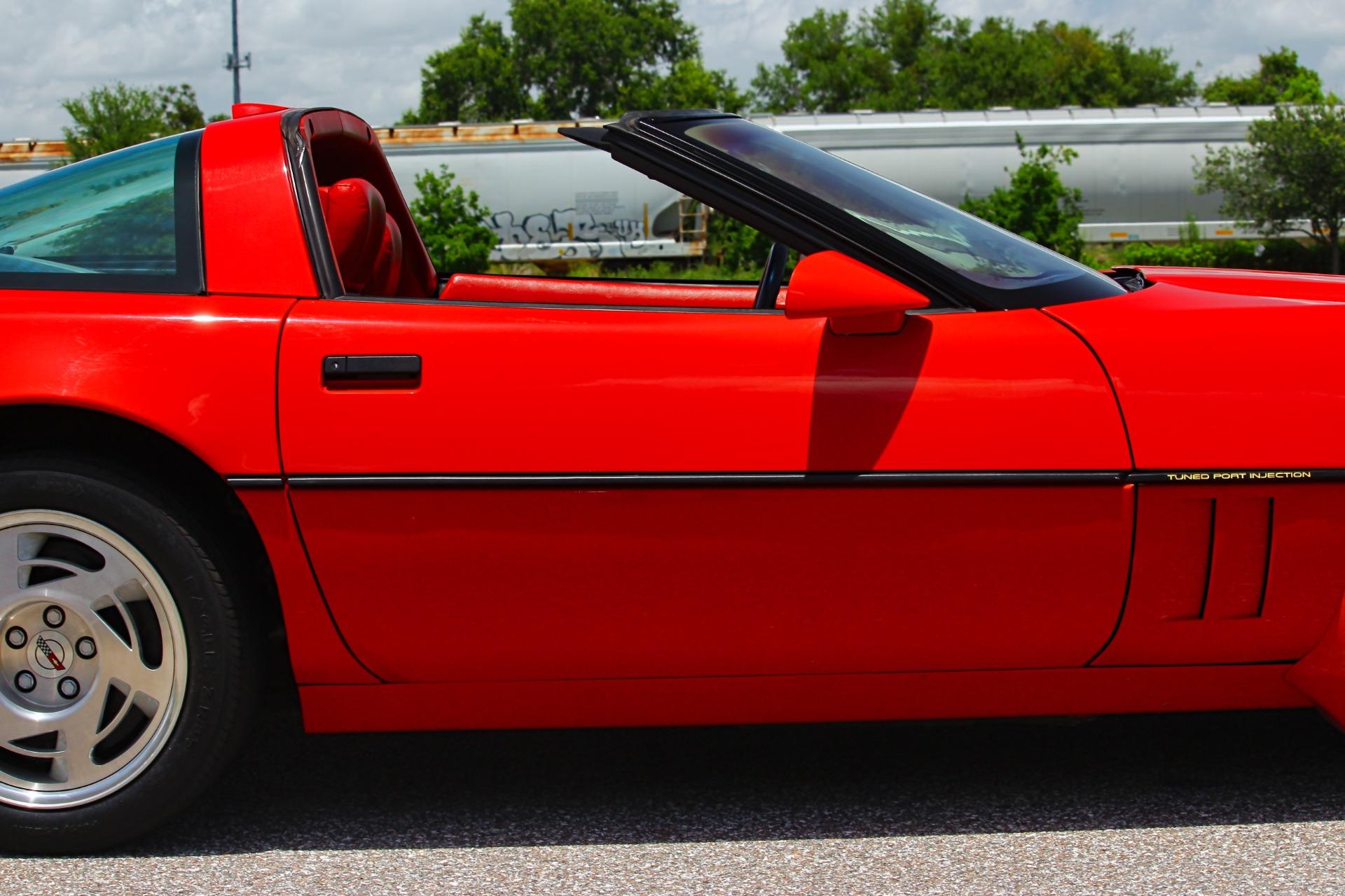 1990 Chevrolet Corvette ZR-1 60