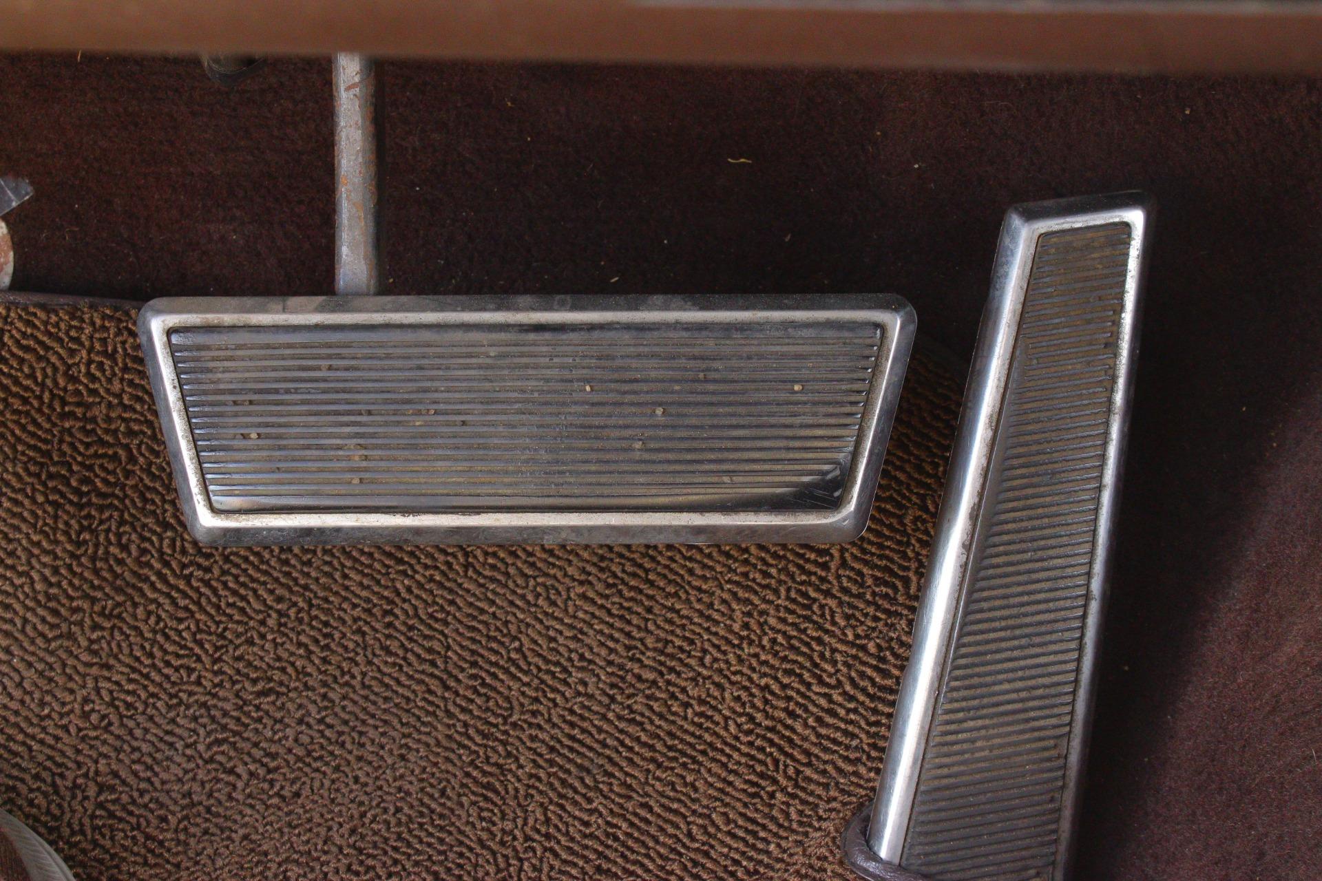 1967 Lincoln Continental 81