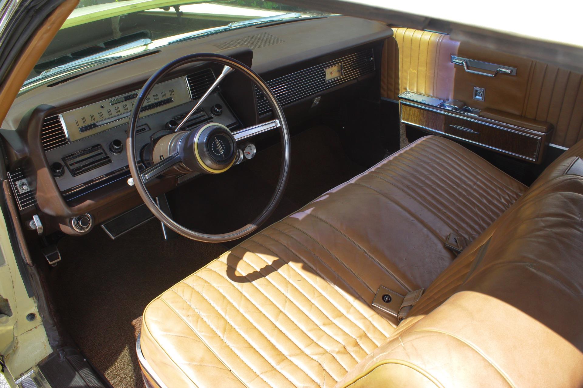 1967 Lincoln Continental 53