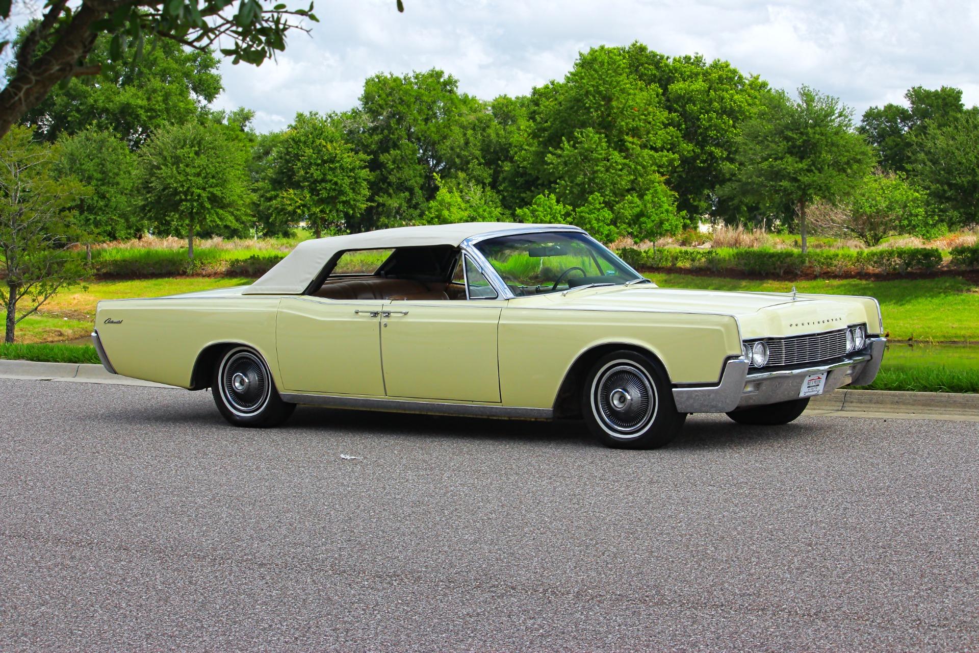 1967 Lincoln Continental 39