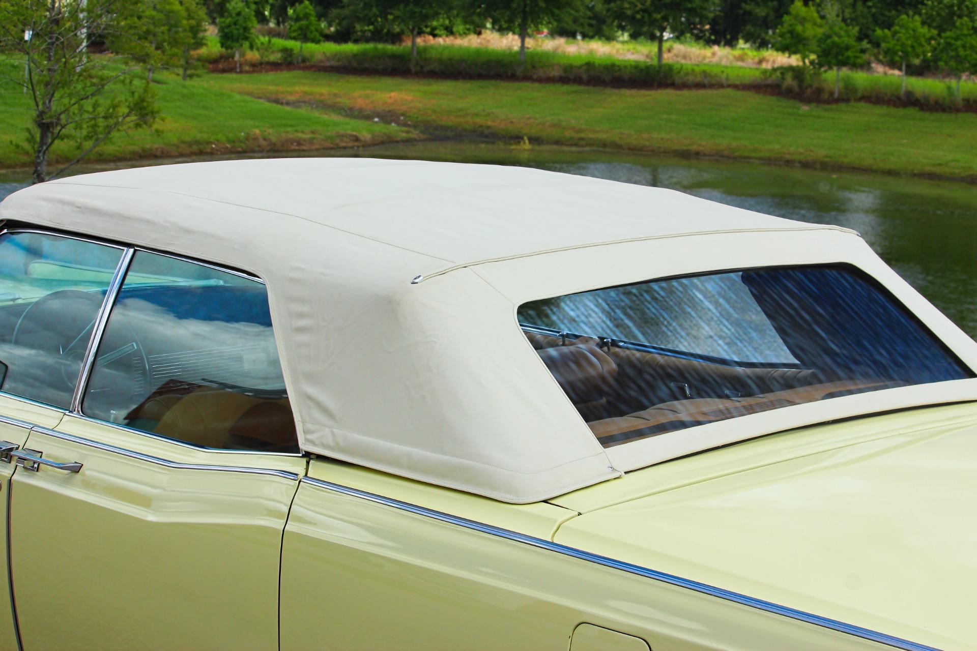 1967 Lincoln Continental 33