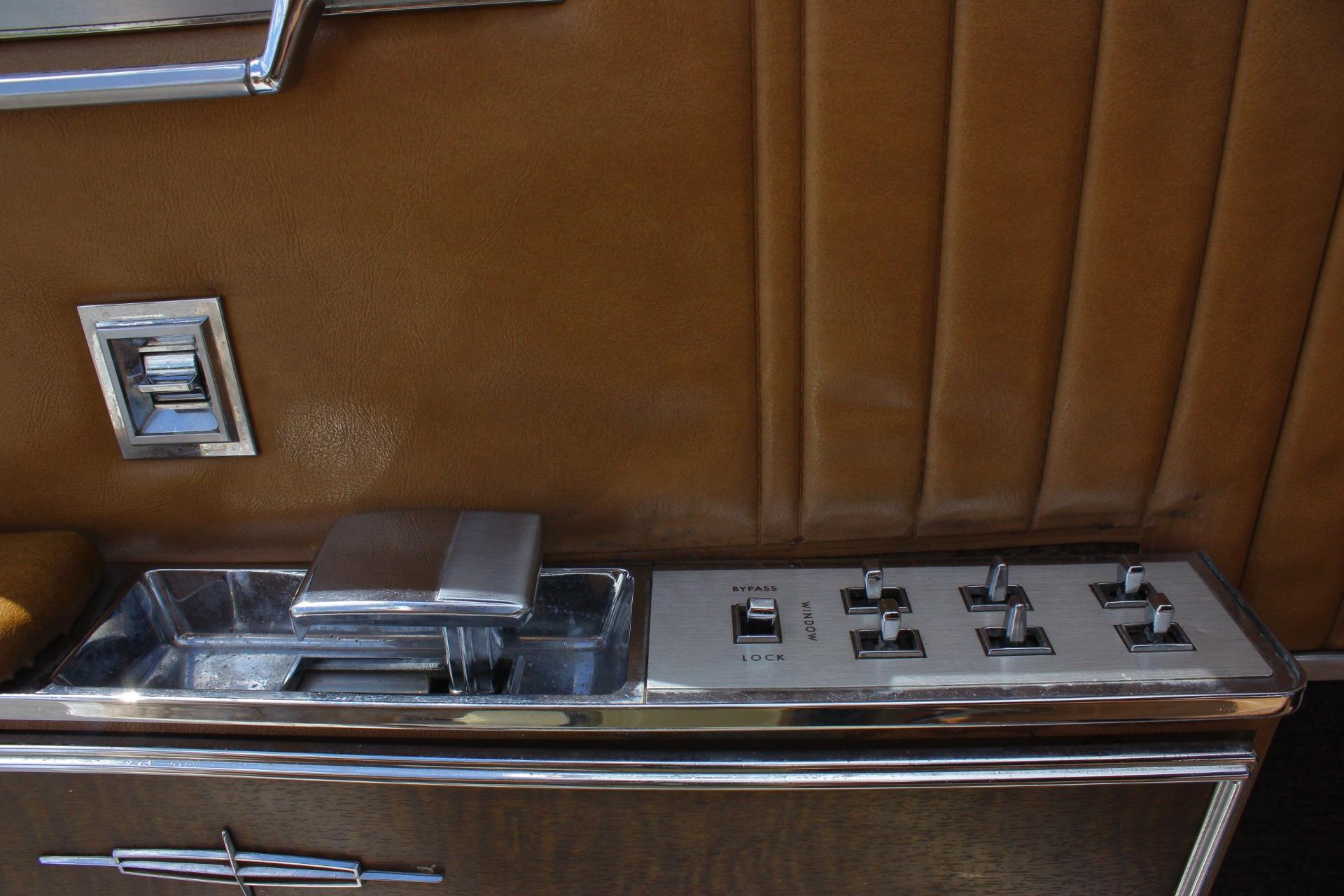1967 Lincoln Continental 52
