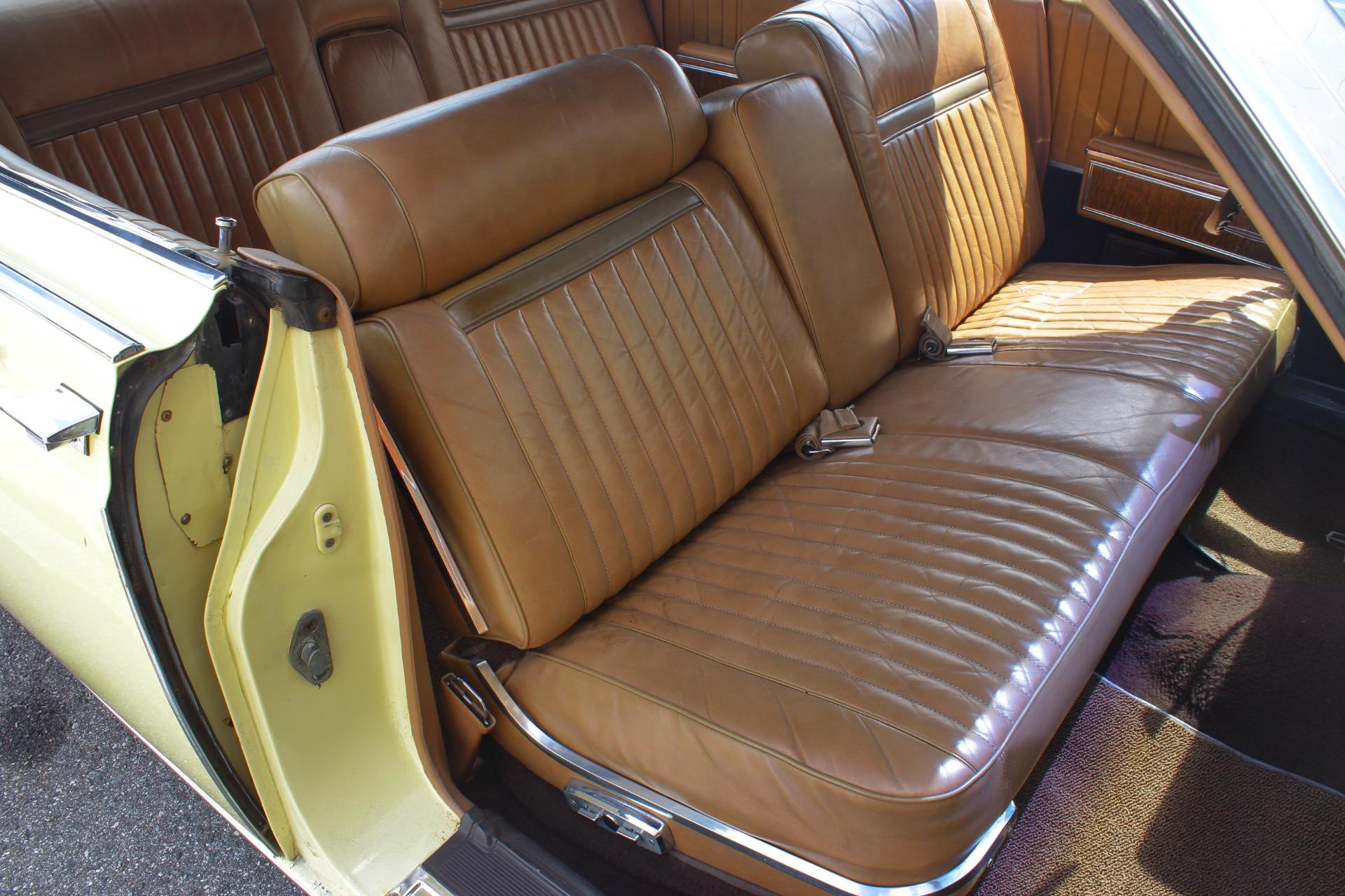 1967 Lincoln Continental 11