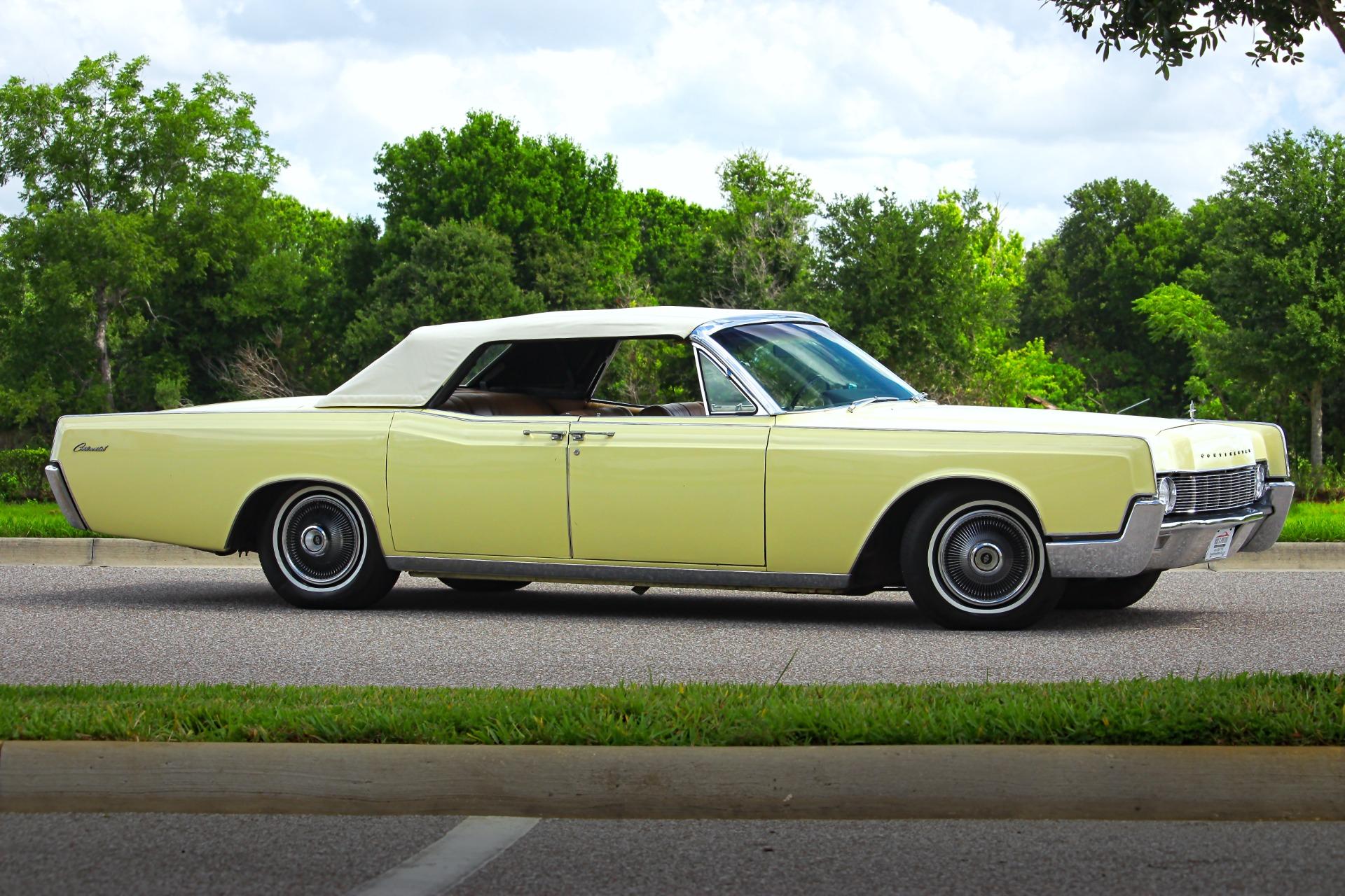 1967 Lincoln Continental 49