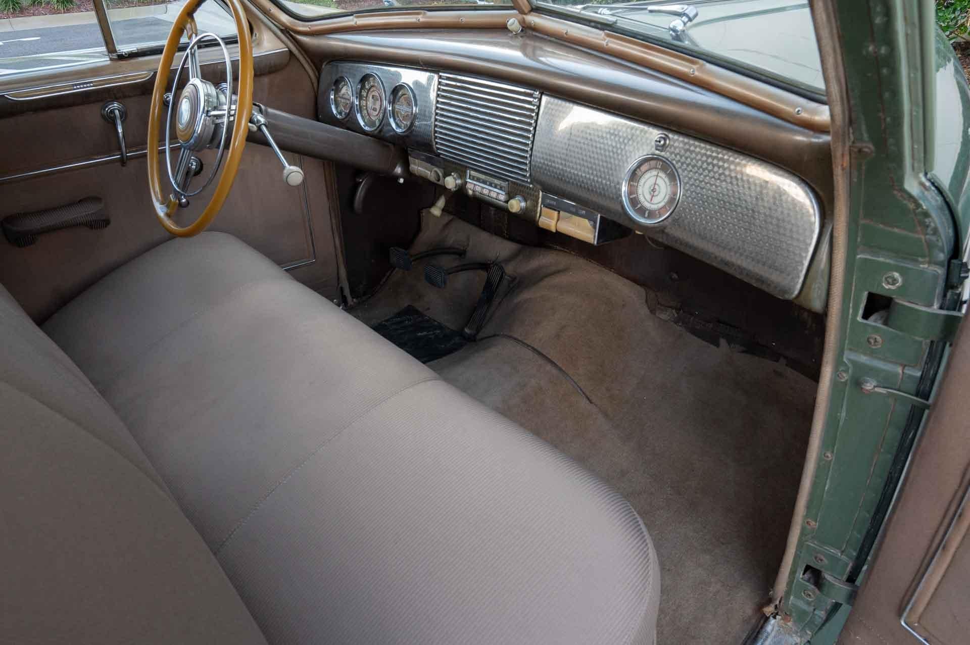 1940 Buick Roadmaster 14