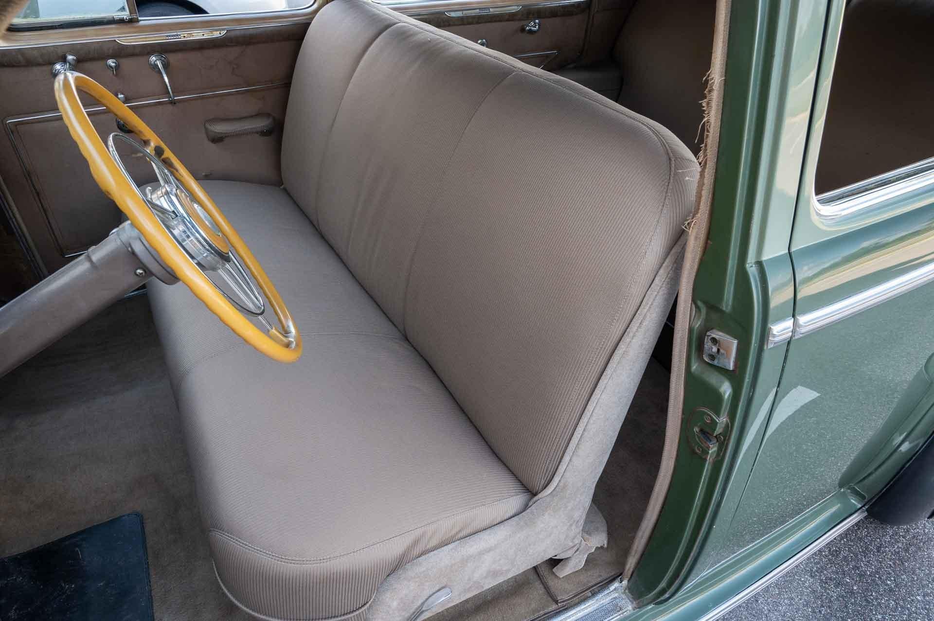 1940 Buick Roadmaster 100