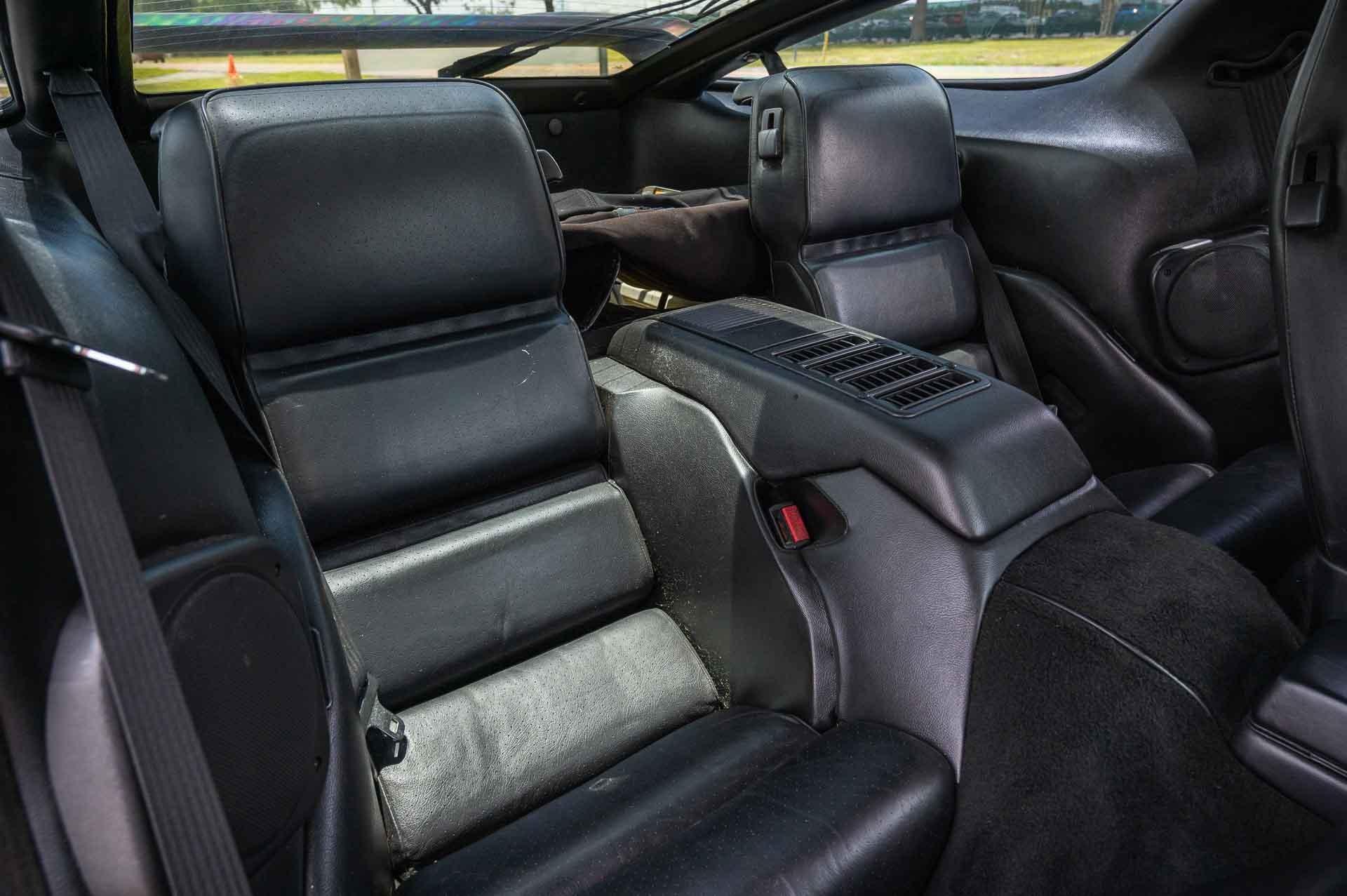 1988 Porsche 928 S4 11