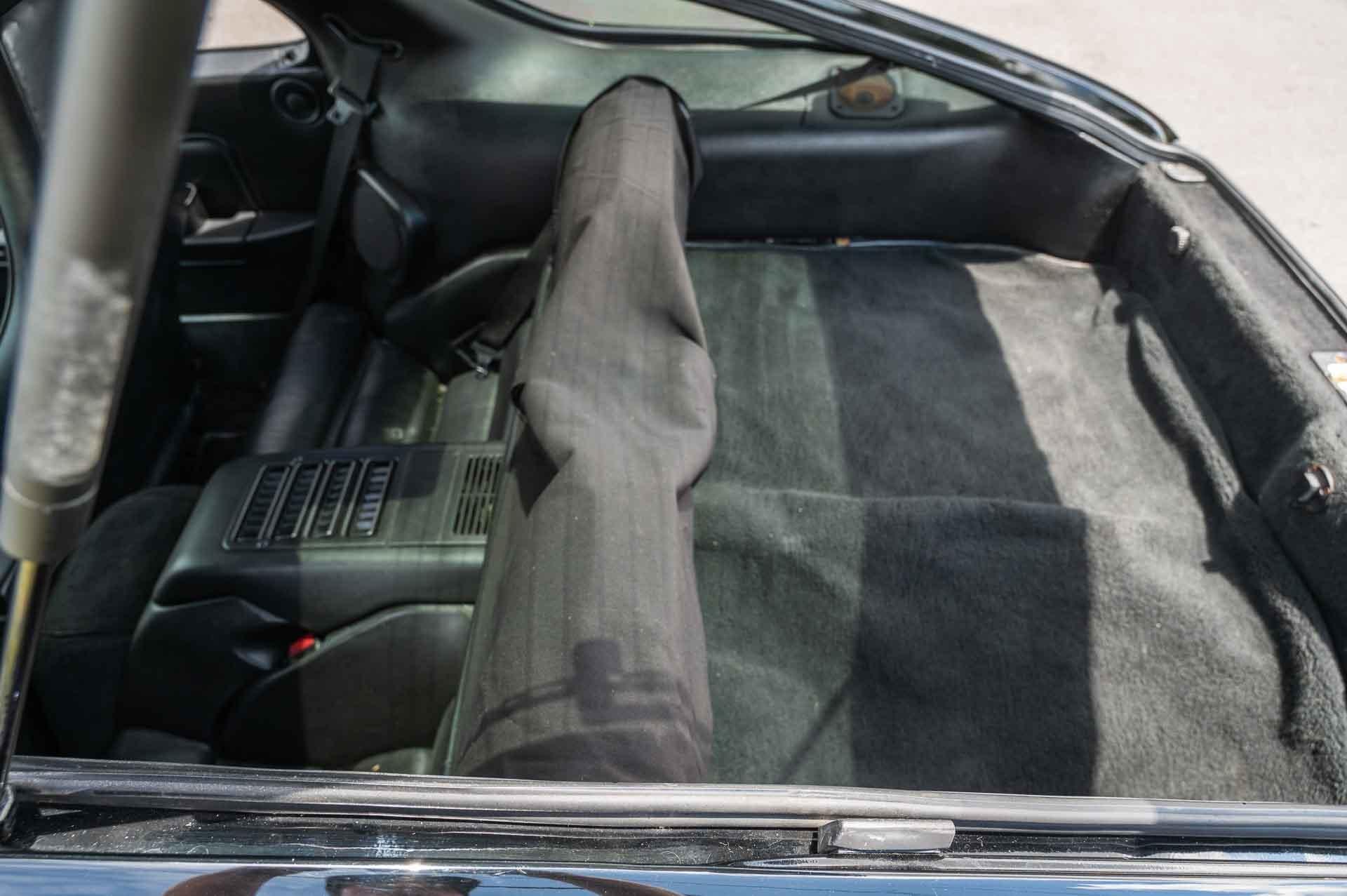 1988 Porsche 928 S4 73