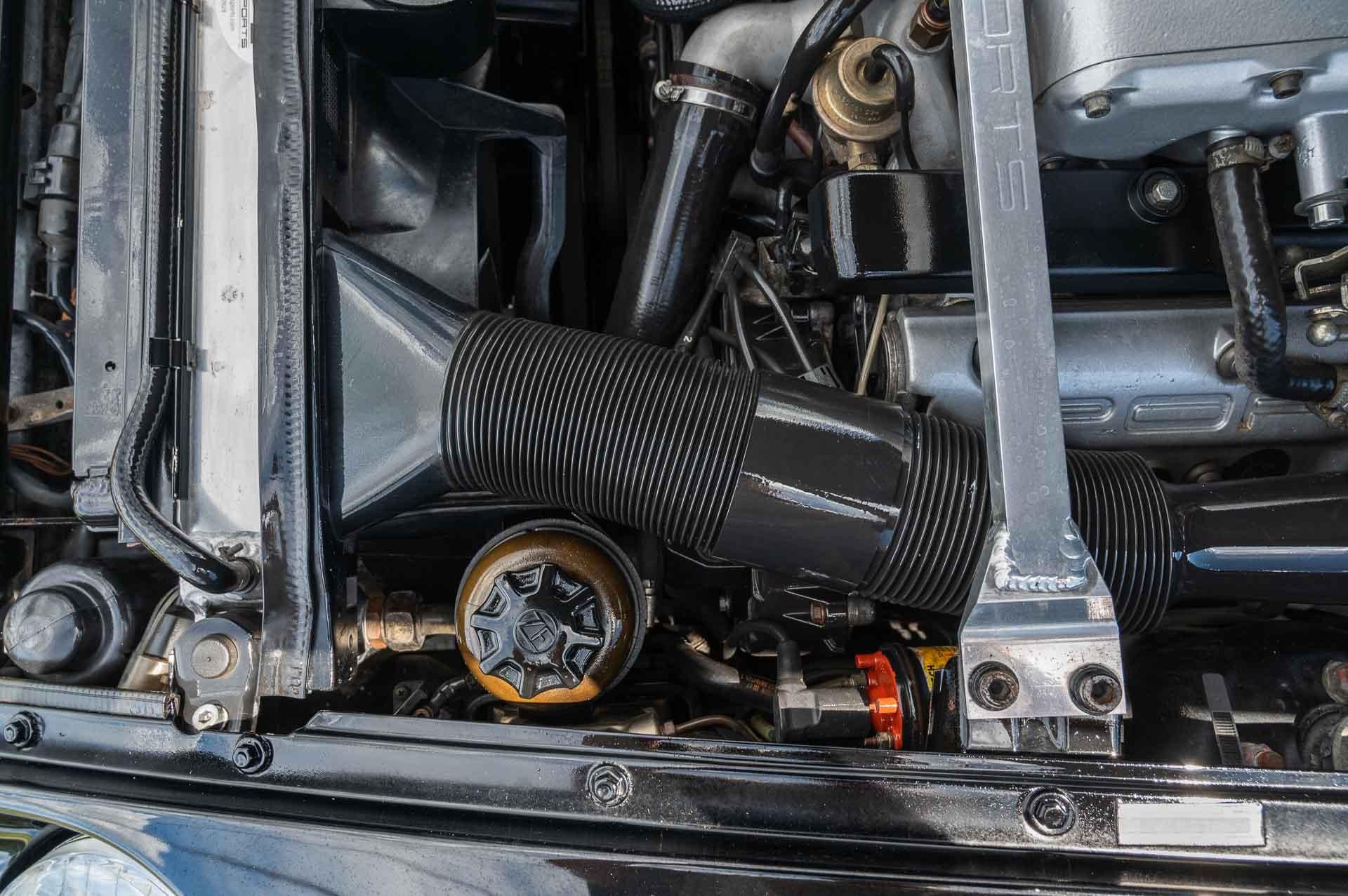 1988 Porsche 928 S4 64