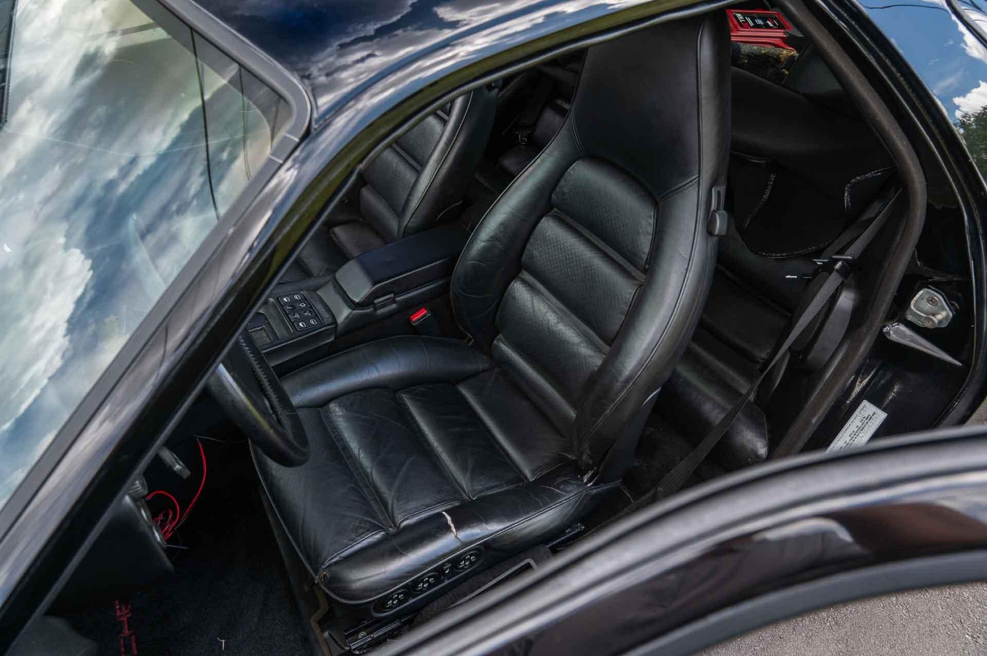 1988 Porsche 928 S4 47