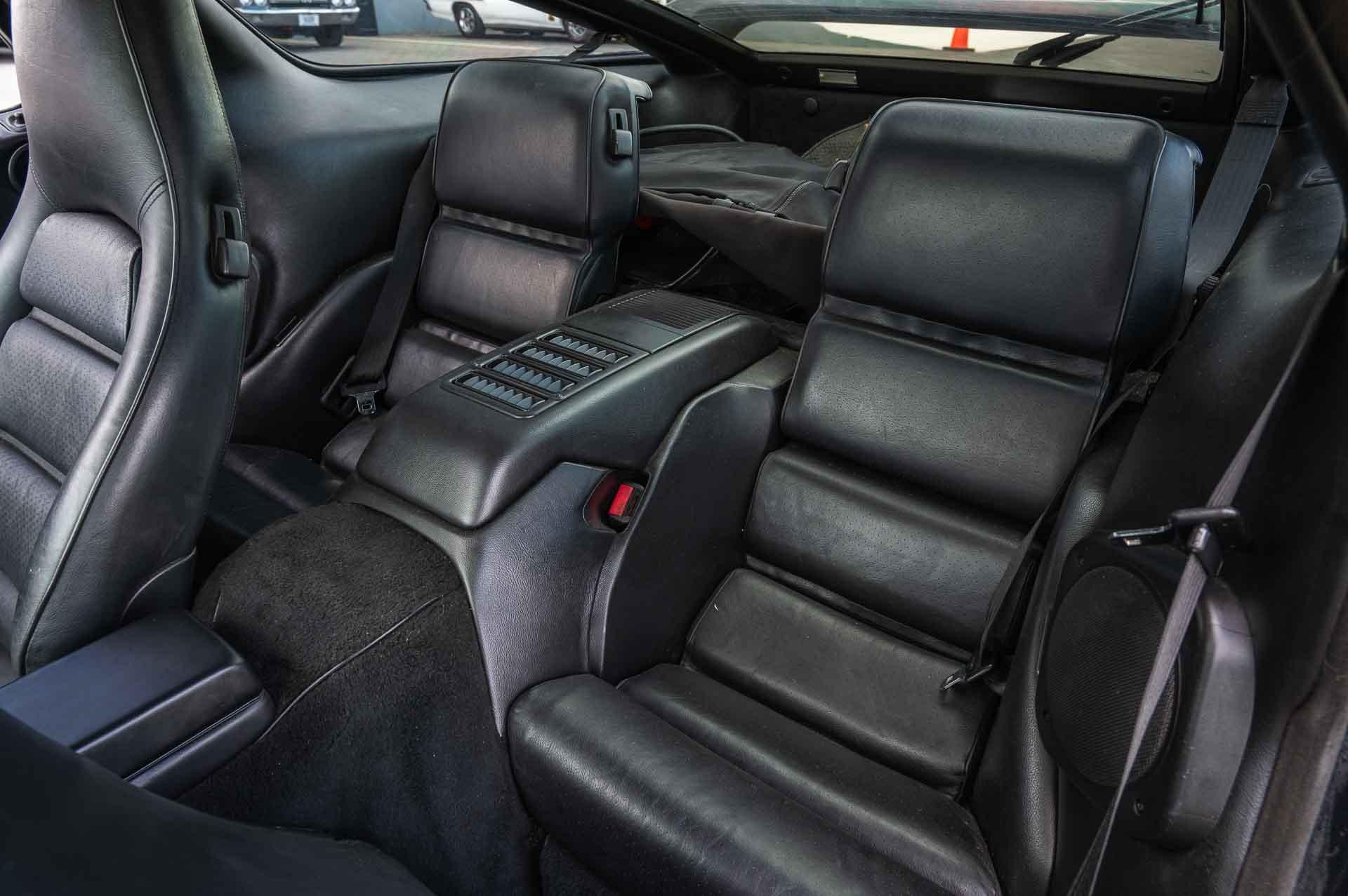 1988 Porsche 928 S4 48
