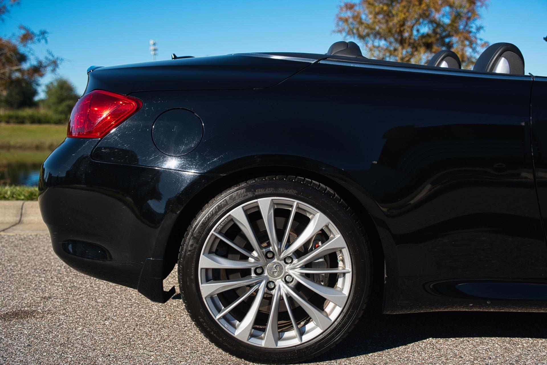 2011 Infiniti G37 Convertible 90