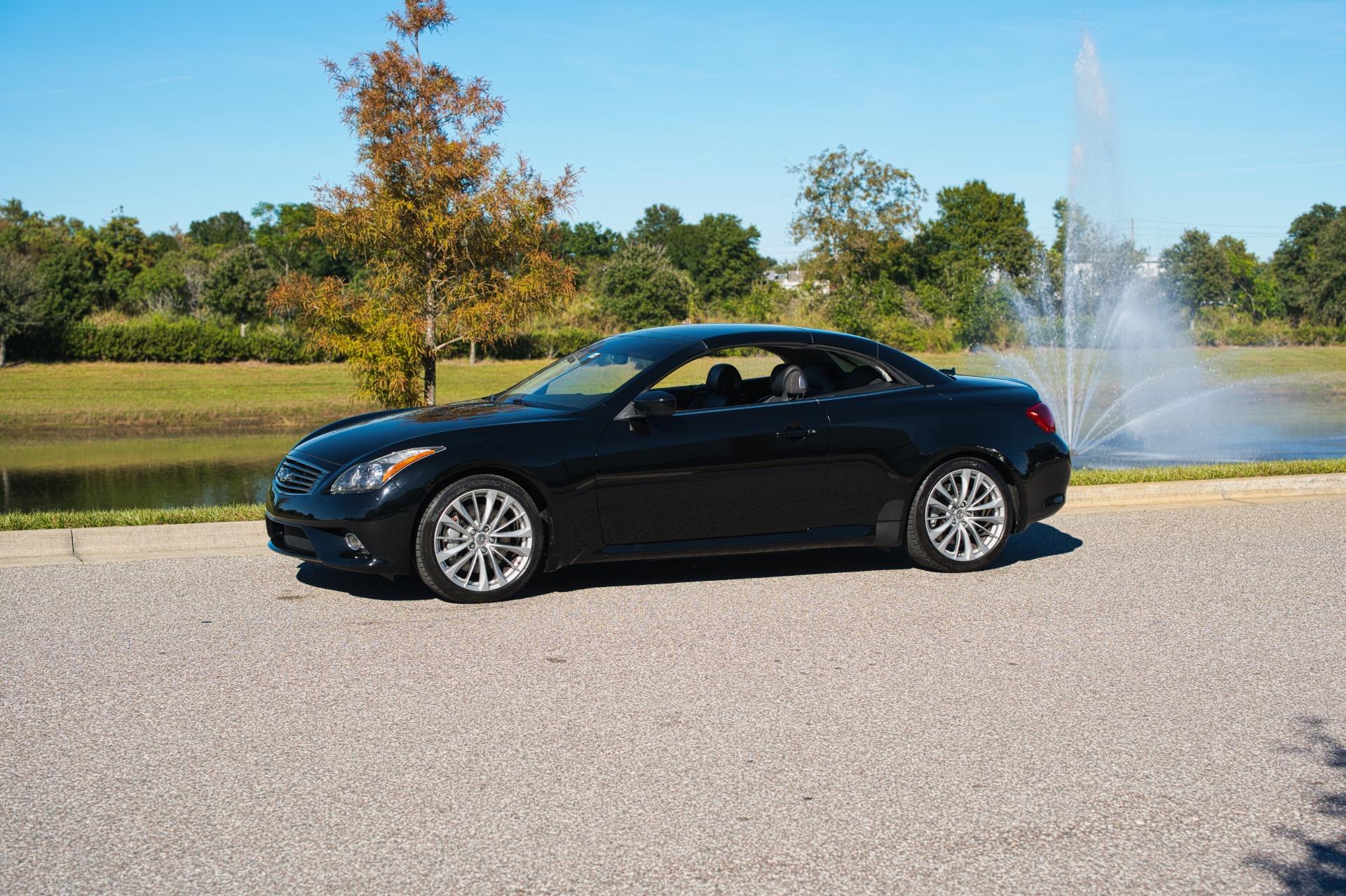 2011 Infiniti G37 Convertible 38