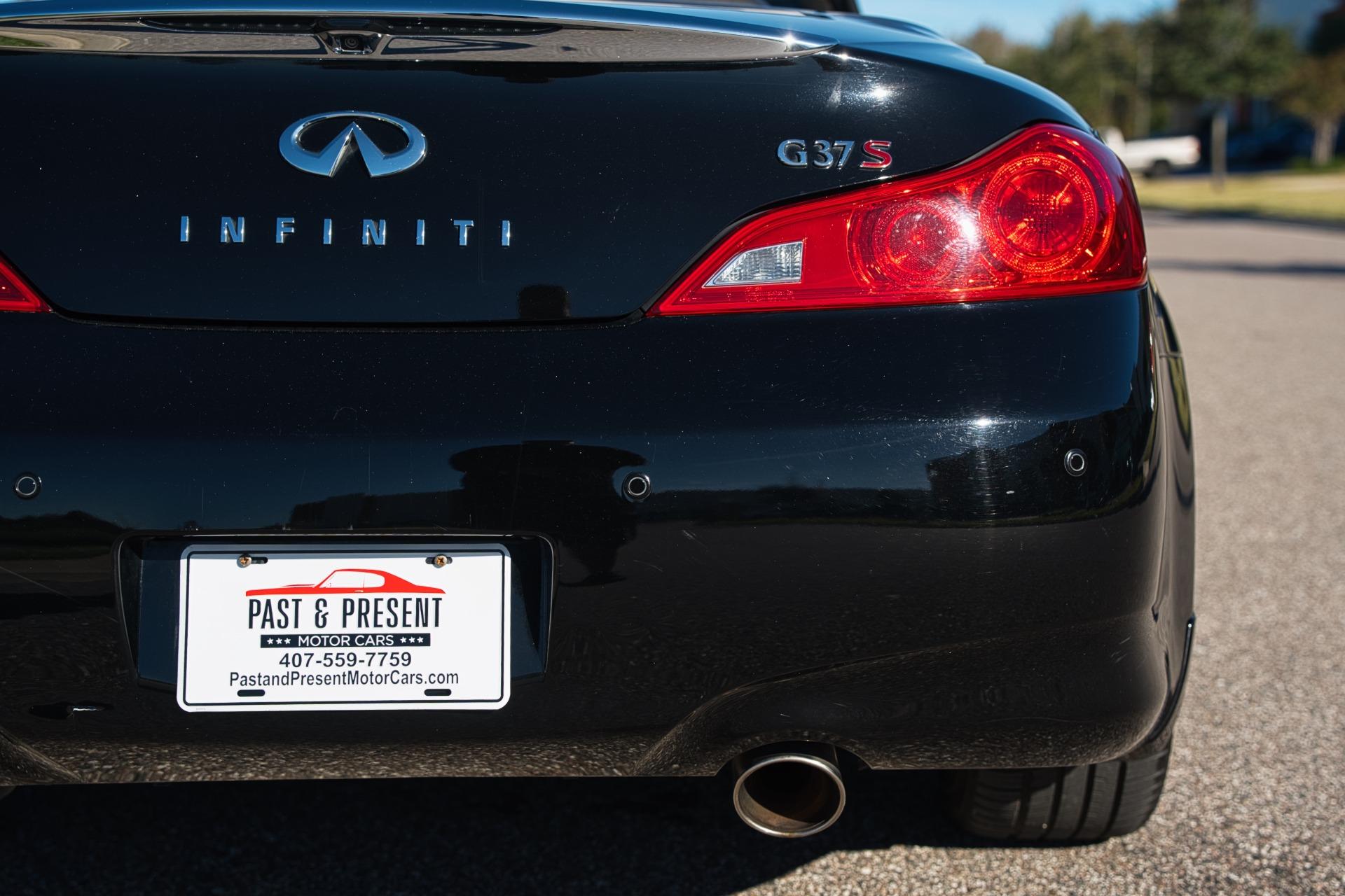 2011 Infiniti G37 Convertible 87