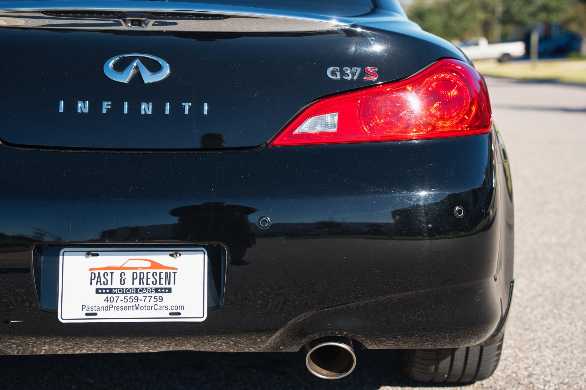 2011 Infiniti G37 Convertible 69