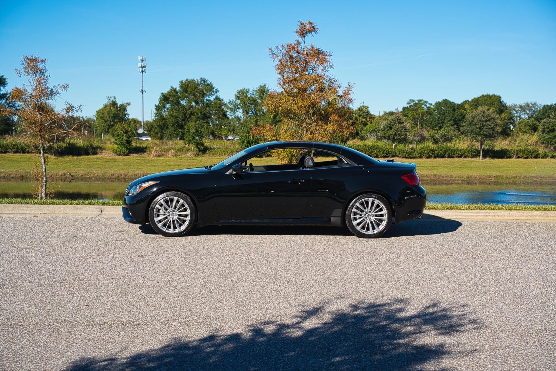 2011 Infiniti G37 Convertible 39