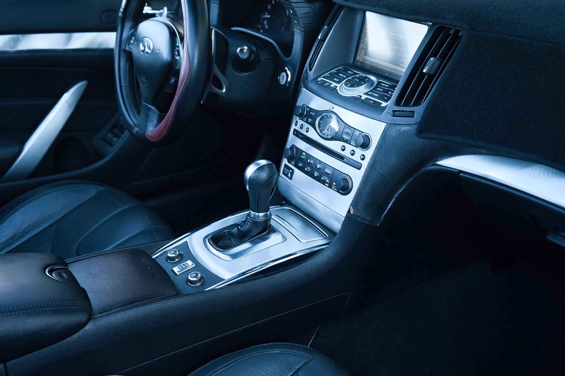 2011 Infiniti G37 Convertible 120