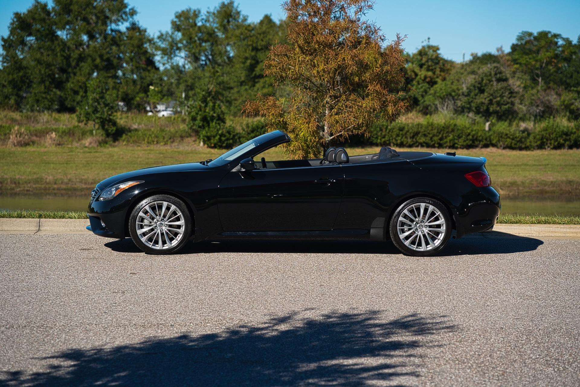 2011 Infiniti G37 Convertible 2