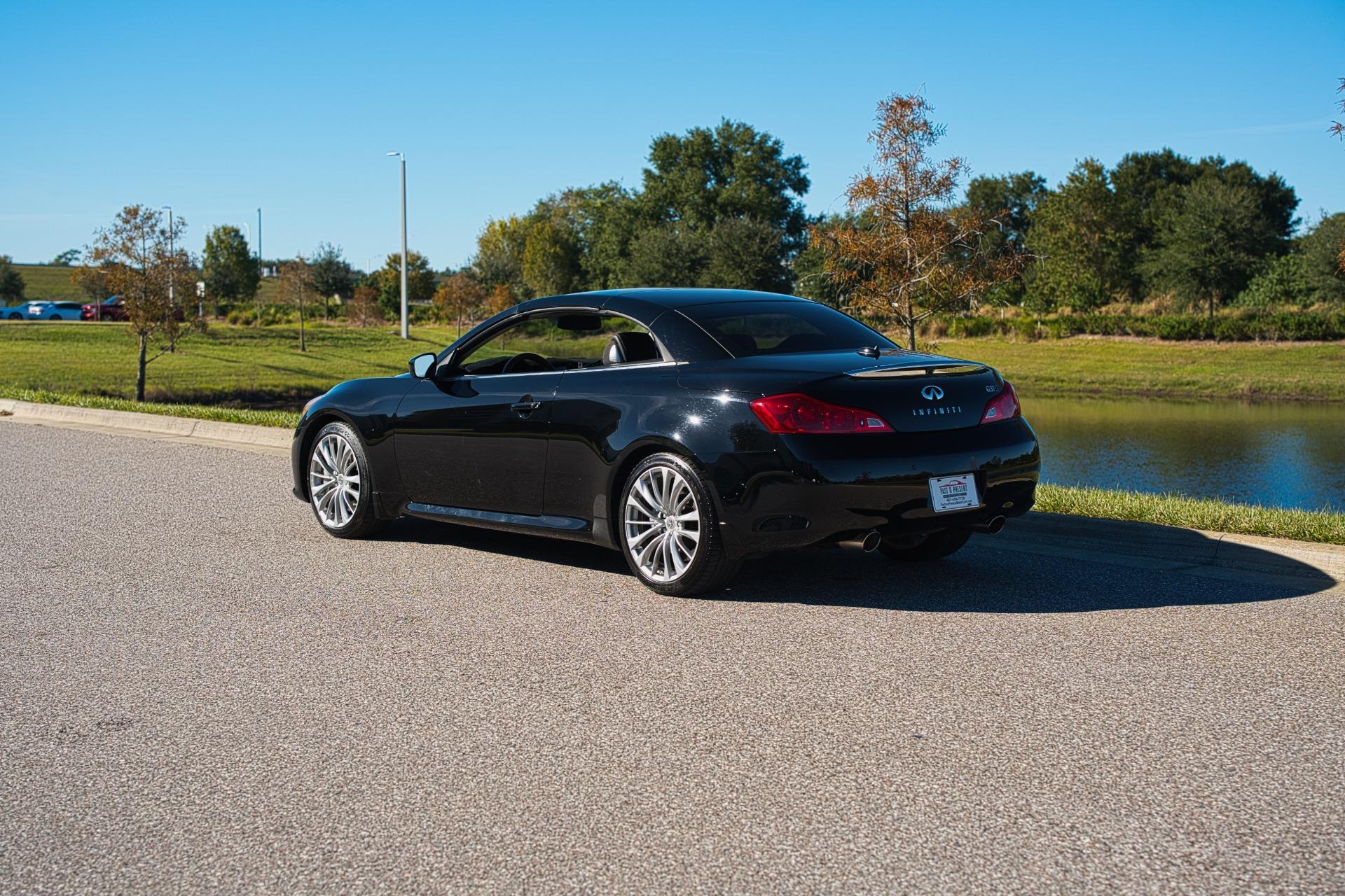 2011 Infiniti G37 Convertible 41