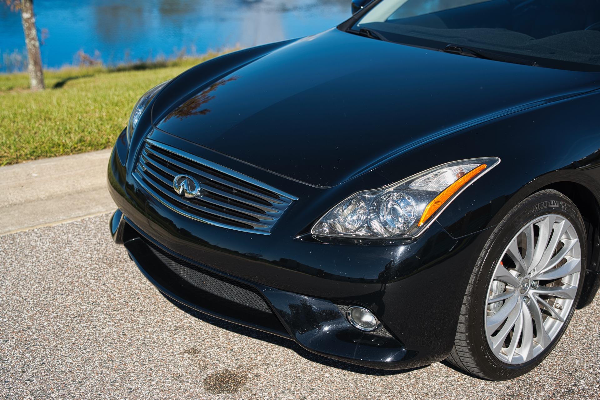 2011 Infiniti G37 Convertible 47