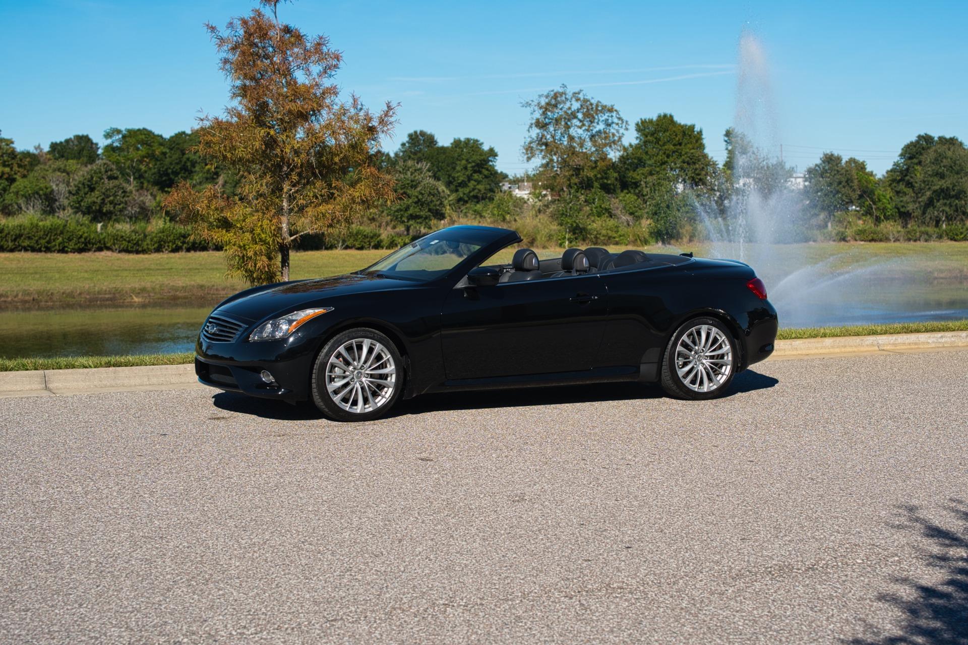 2011 Infiniti G37 Convertible 18