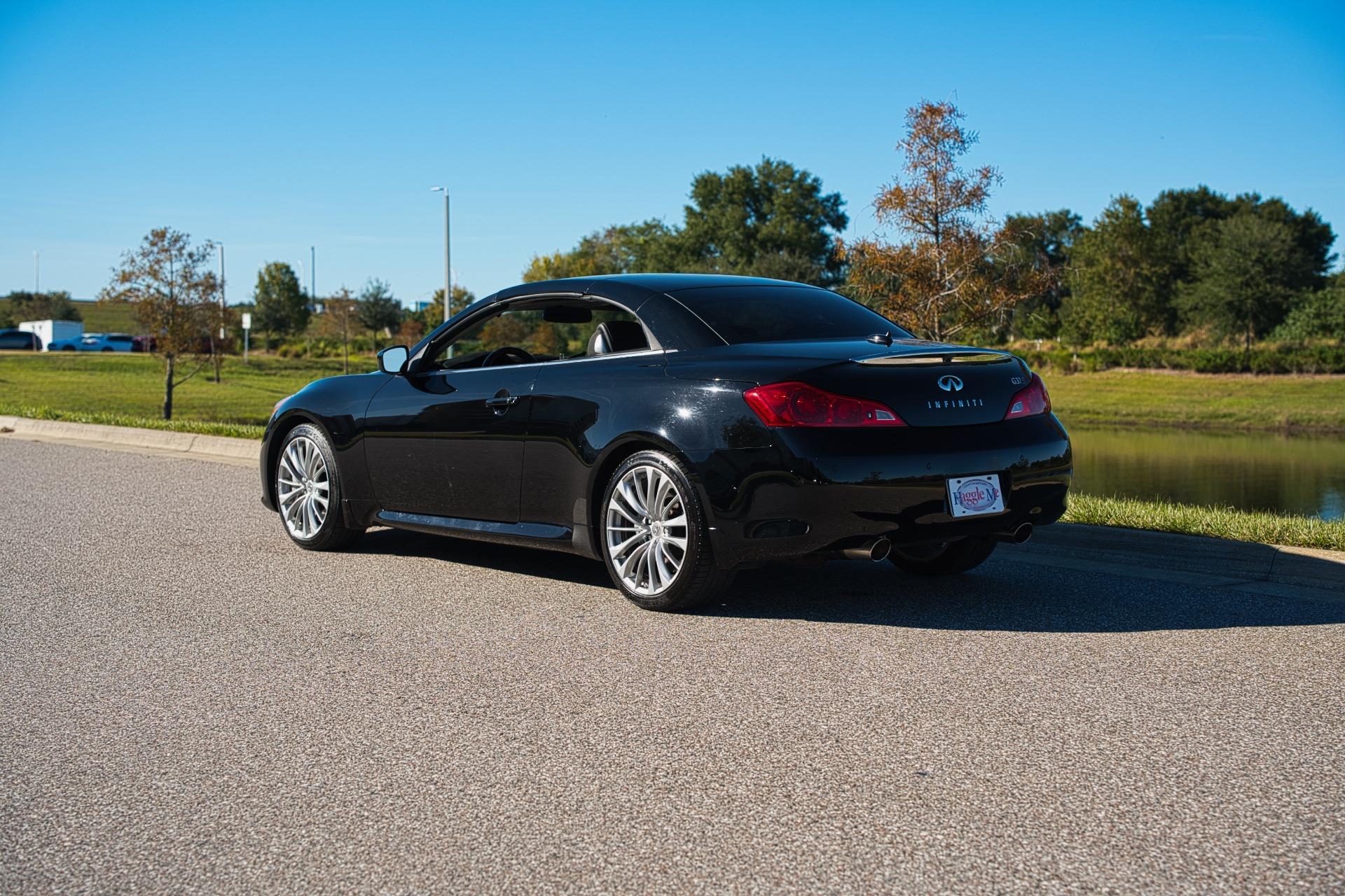 2011 Infiniti G37 Convertible 53