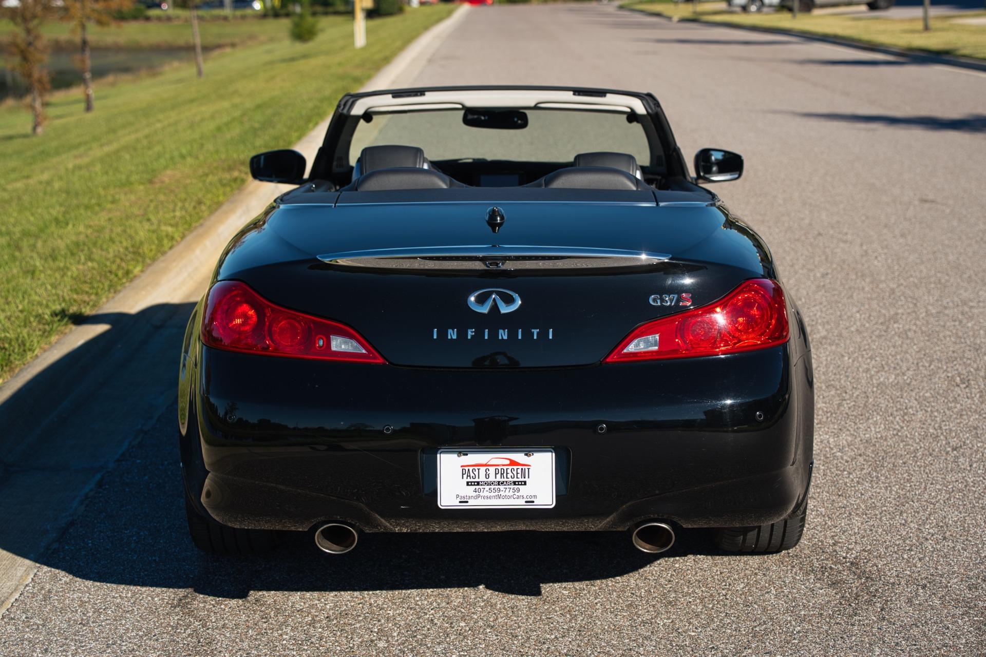 2011 Infiniti G37 Convertible 84