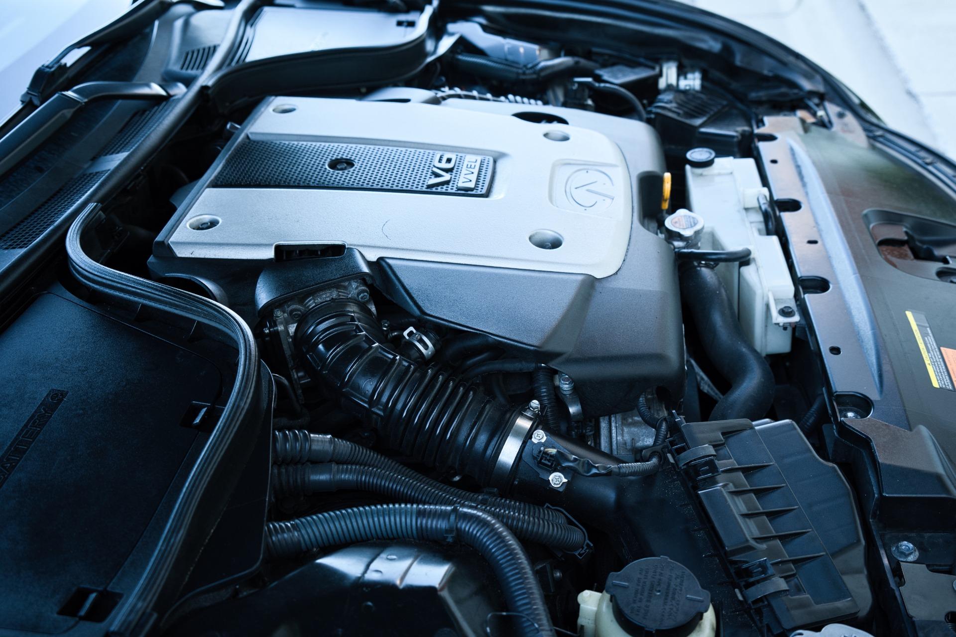 2011 Infiniti G37 Convertible 15