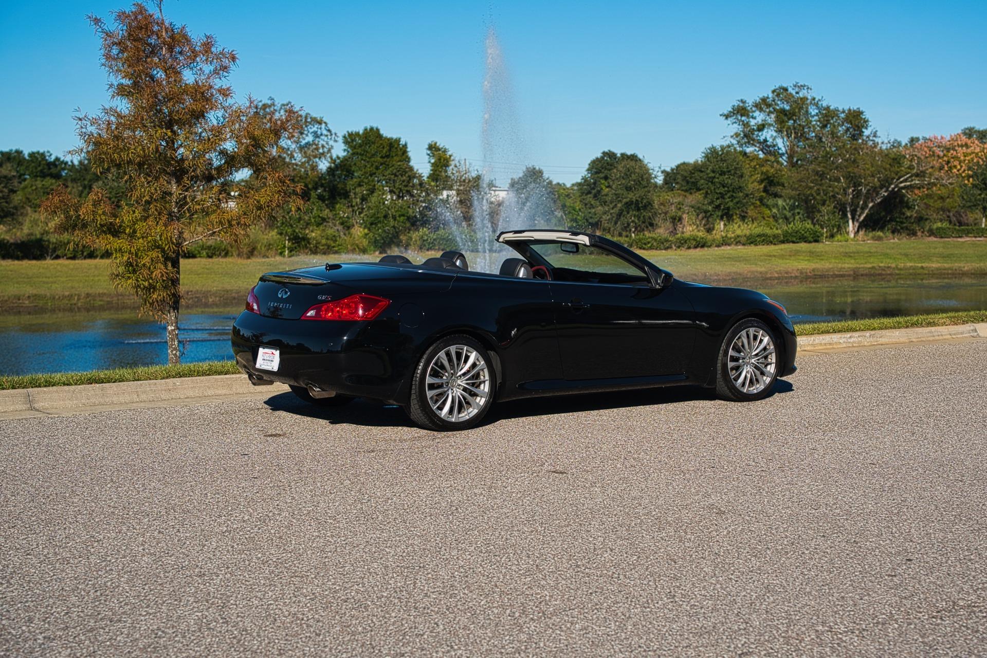 2011 Infiniti G37 Convertible 78