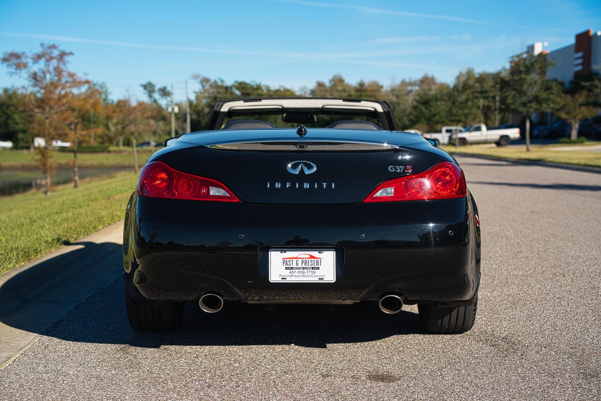 2011 Infiniti G37 Convertible 83