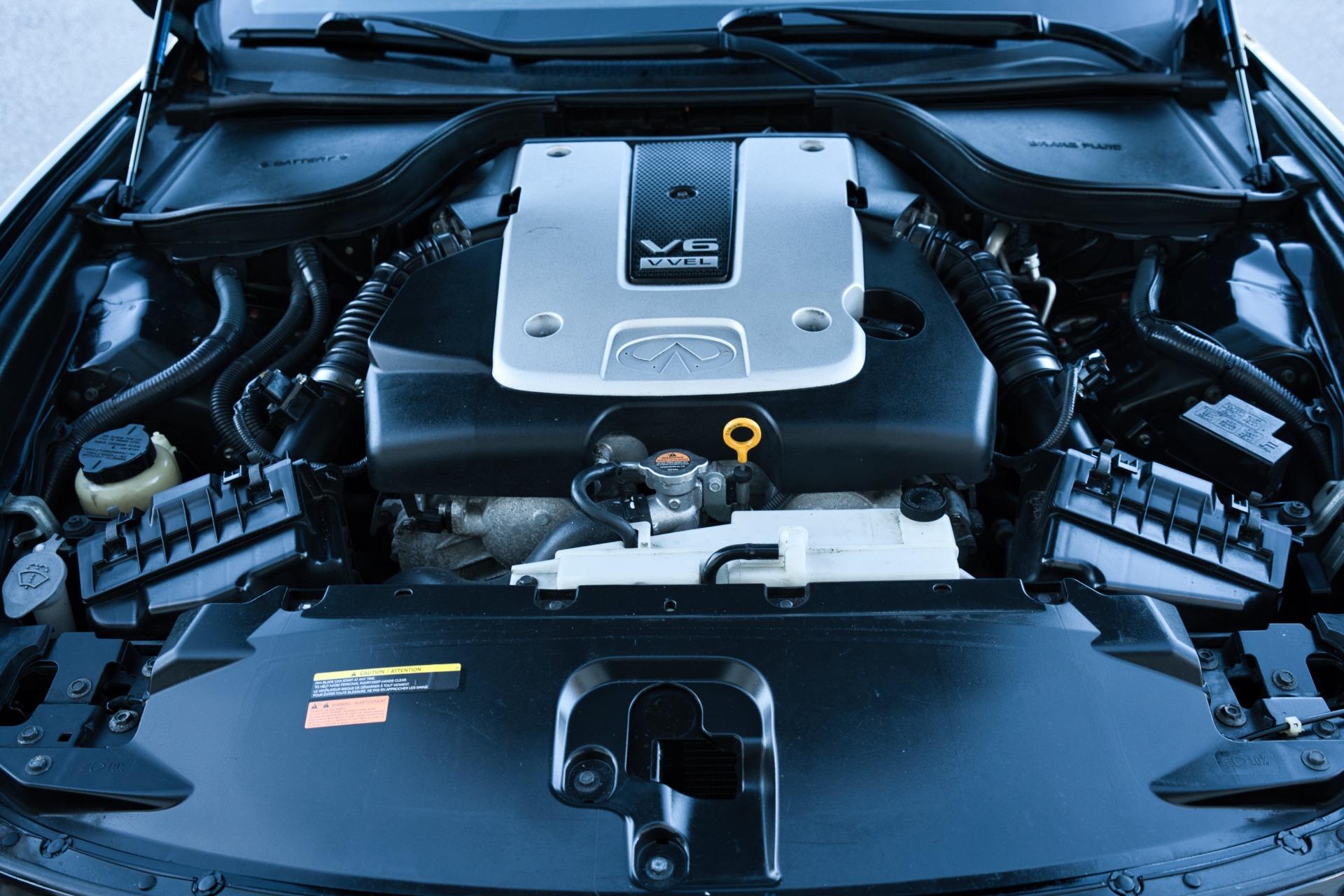 2011 Infiniti G37 Convertible 13