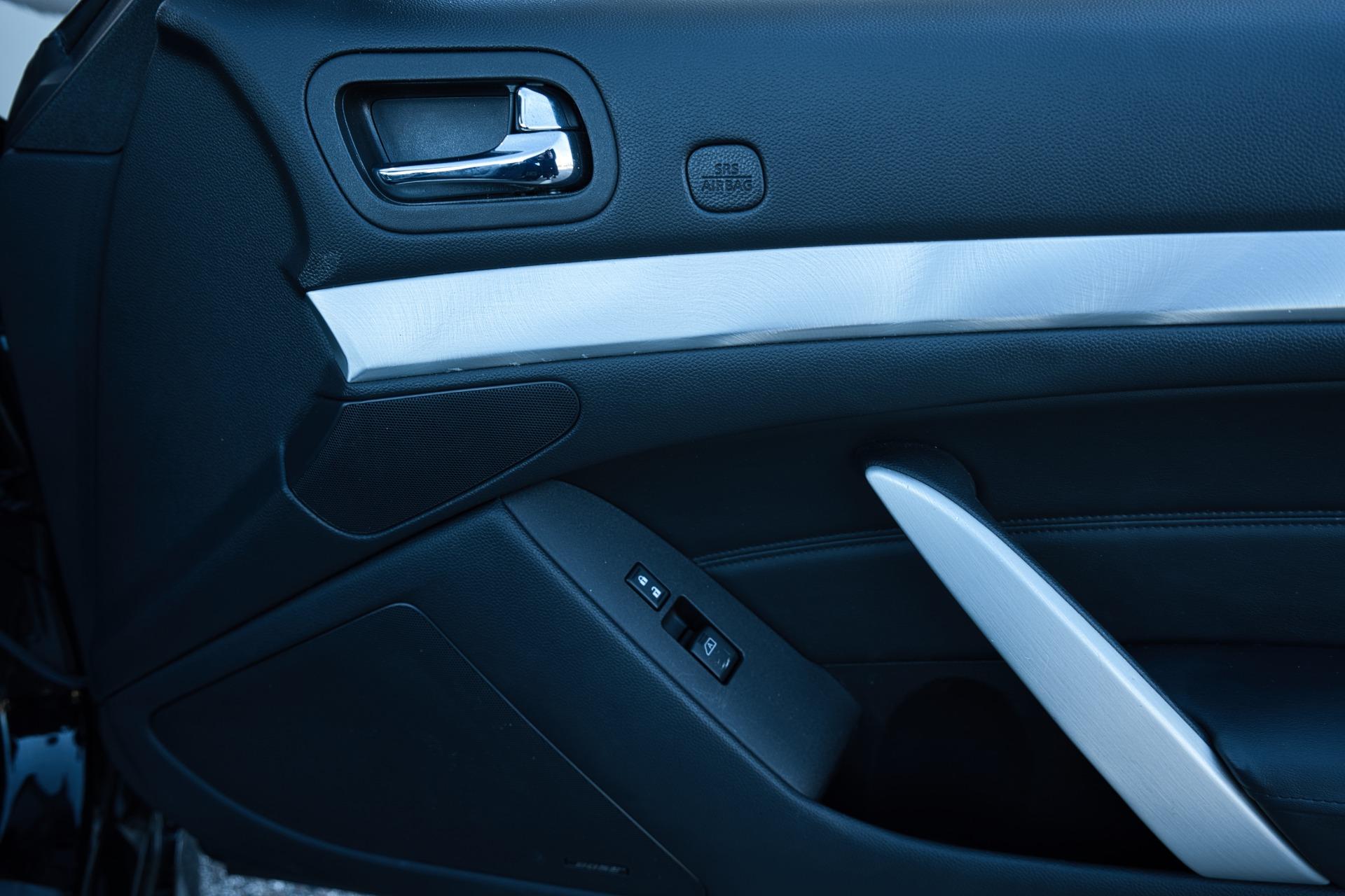 2011 Infiniti G37 Convertible 107