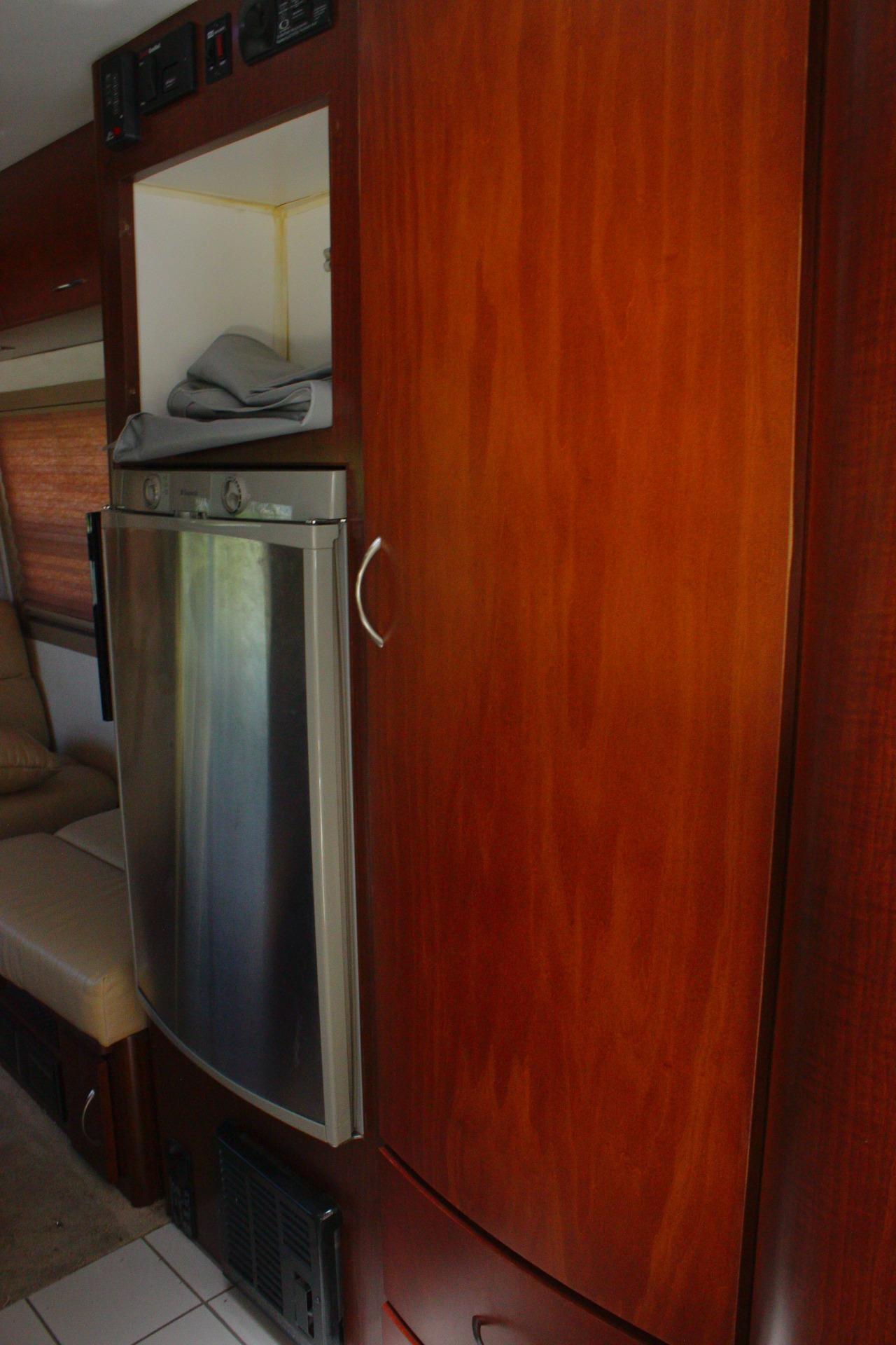 2006 Dodge 2500 Sprinter Van 85