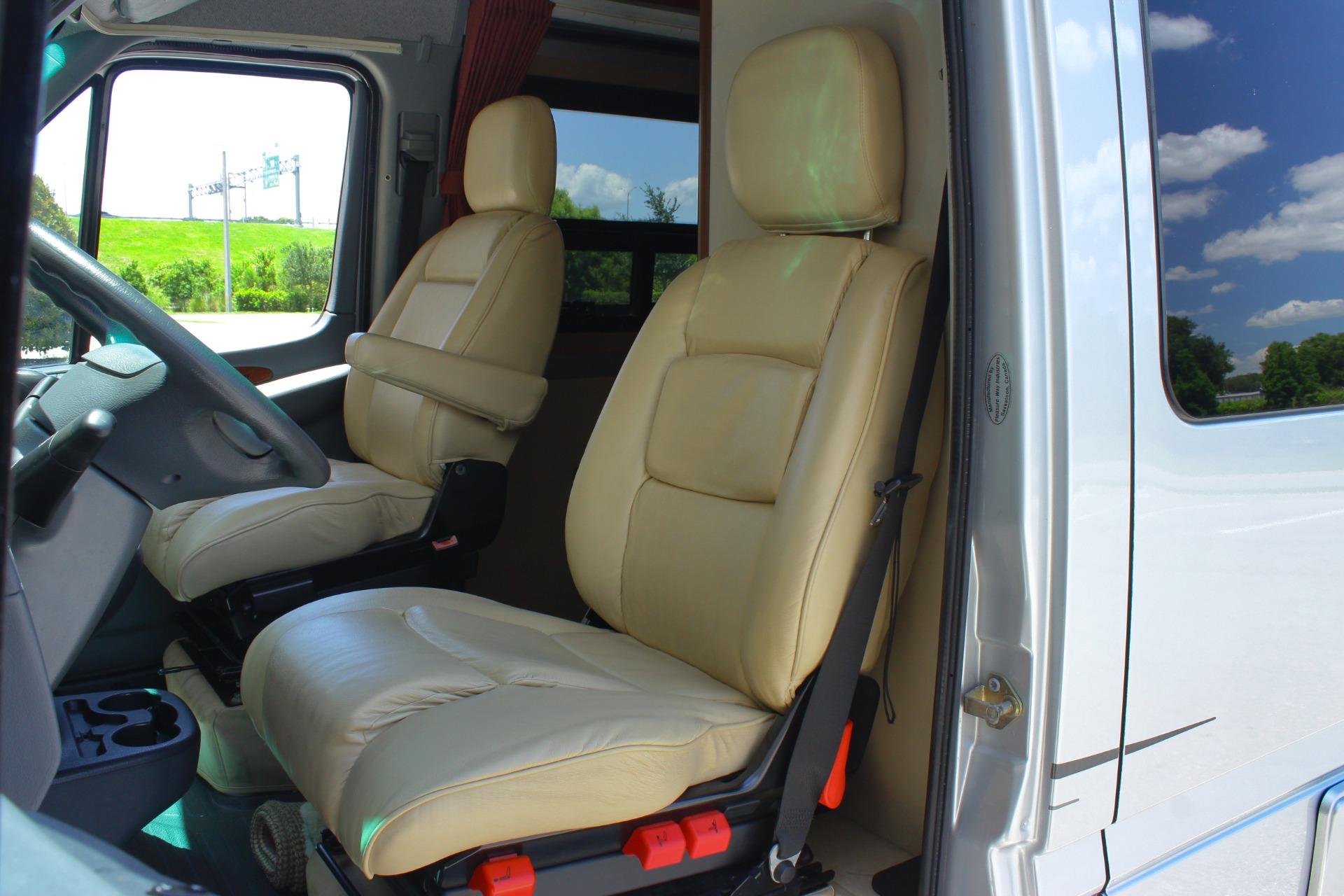 2006 Dodge 2500 Sprinter Van 9