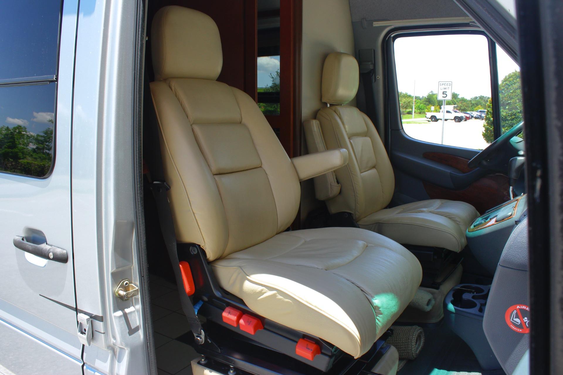 2006 Dodge 2500 Sprinter Van 10
