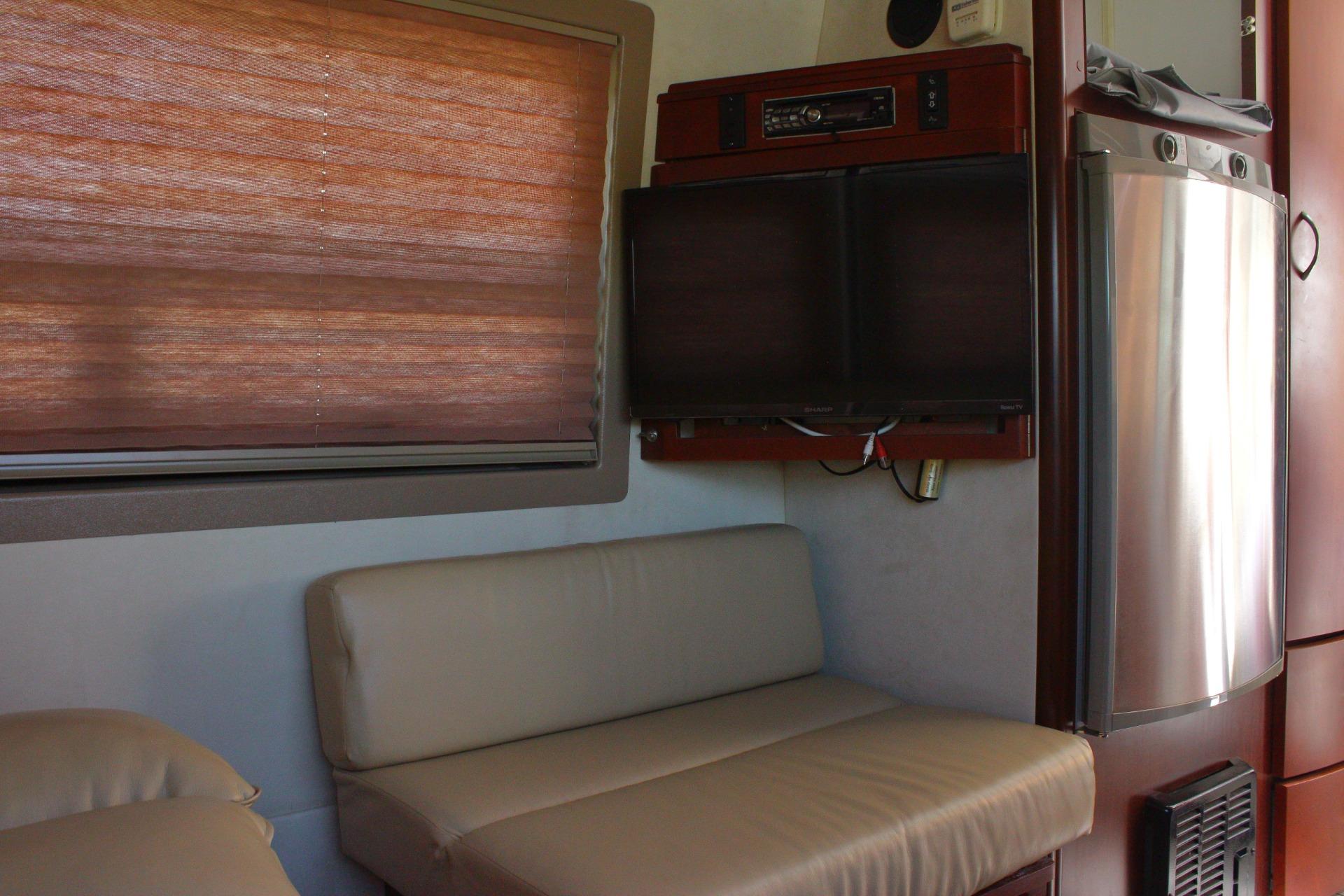 2006 Dodge 2500 Sprinter Van 90