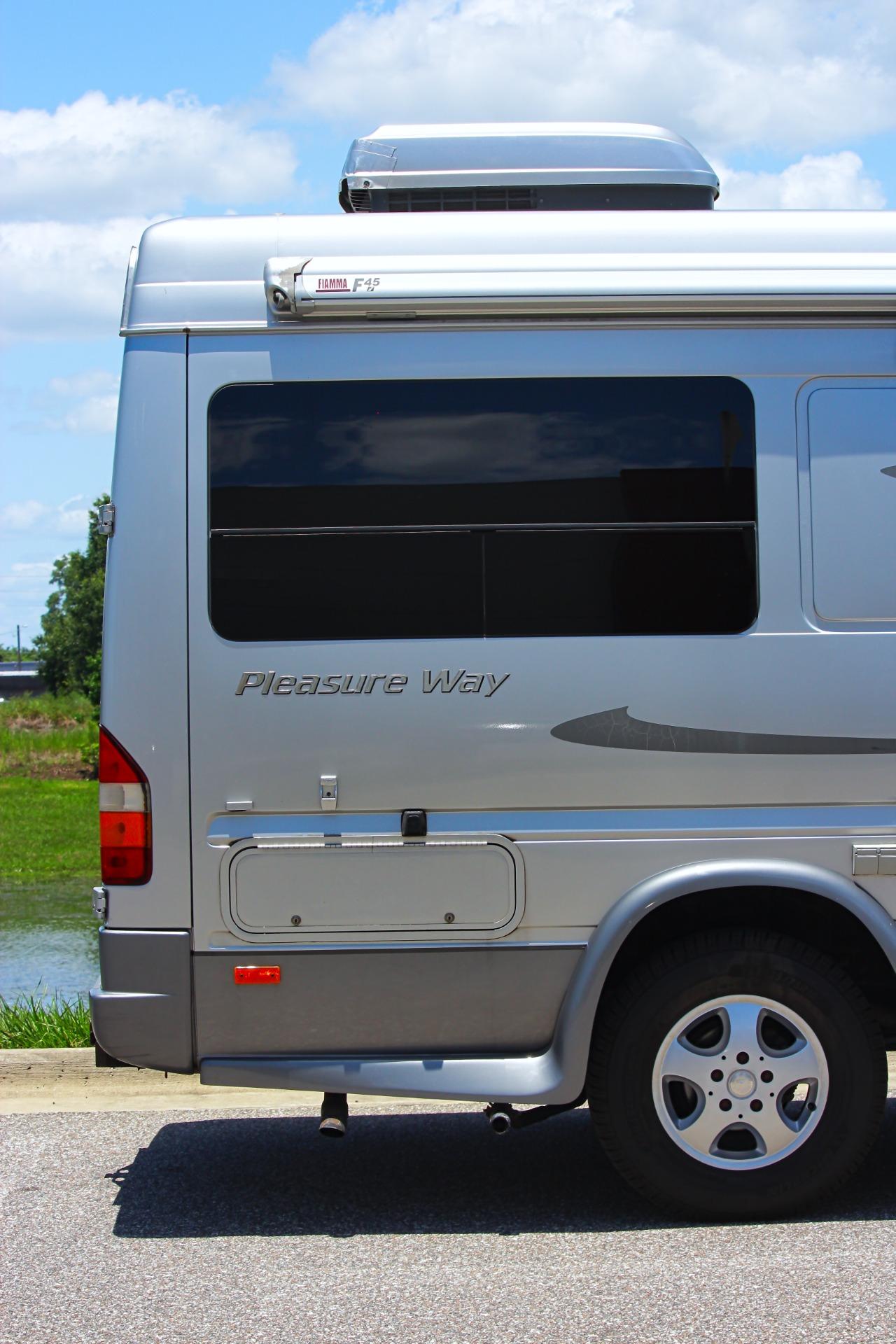 2006 Dodge 2500 Sprinter Van 43
