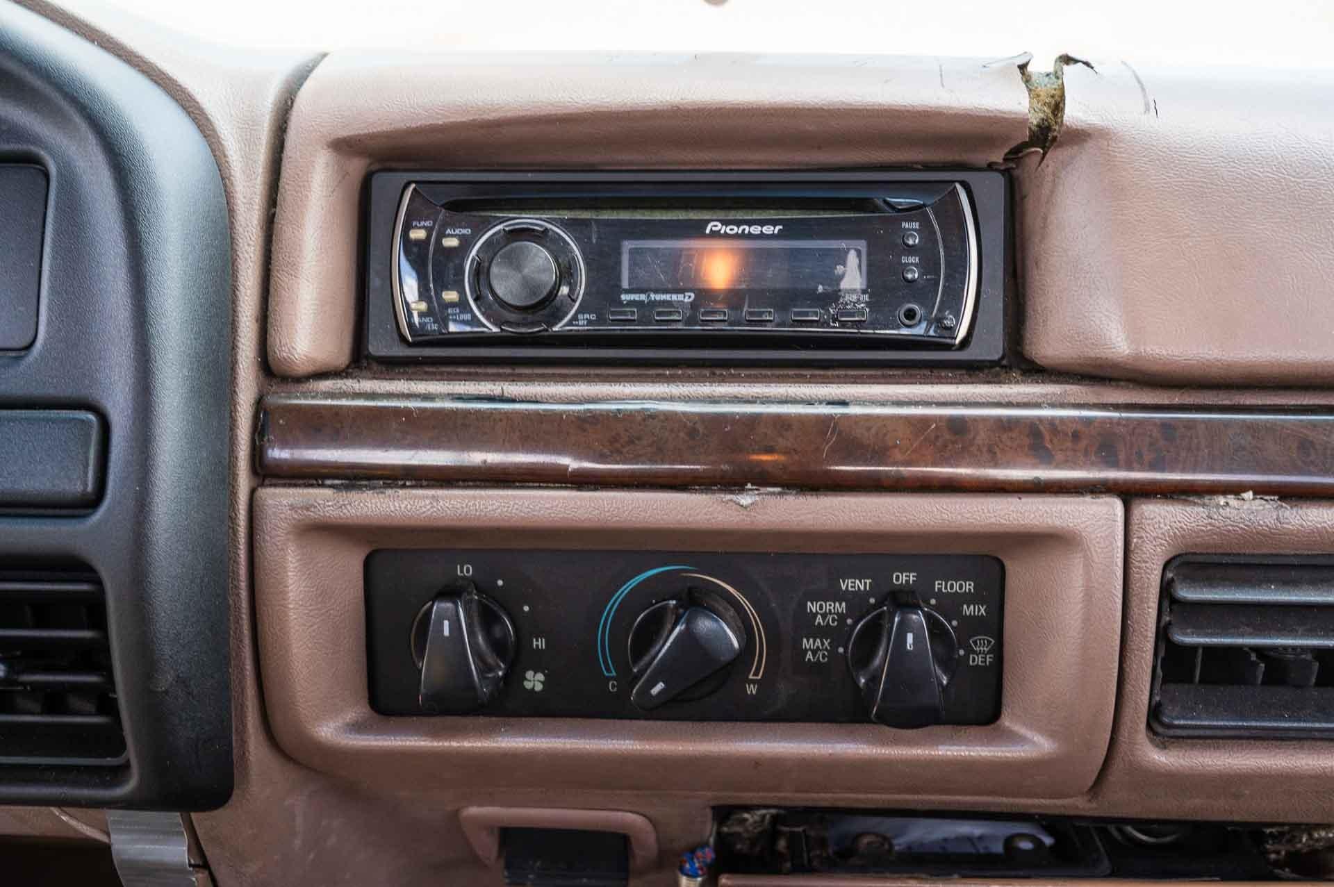 1996 Ford F150 XLT Eddie Bauer 62
