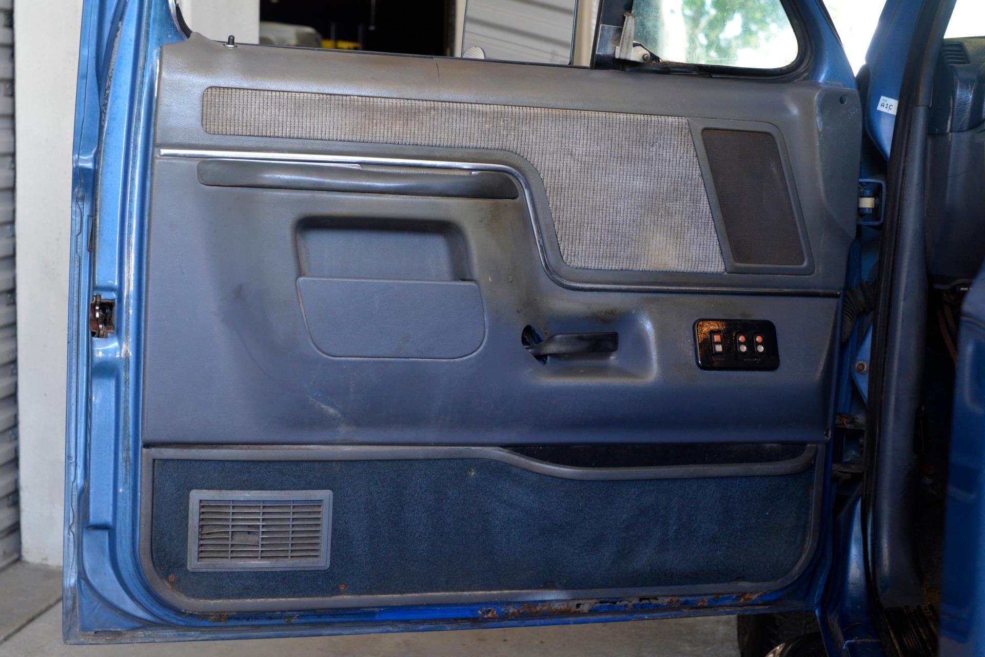 1991 Ford F150 49