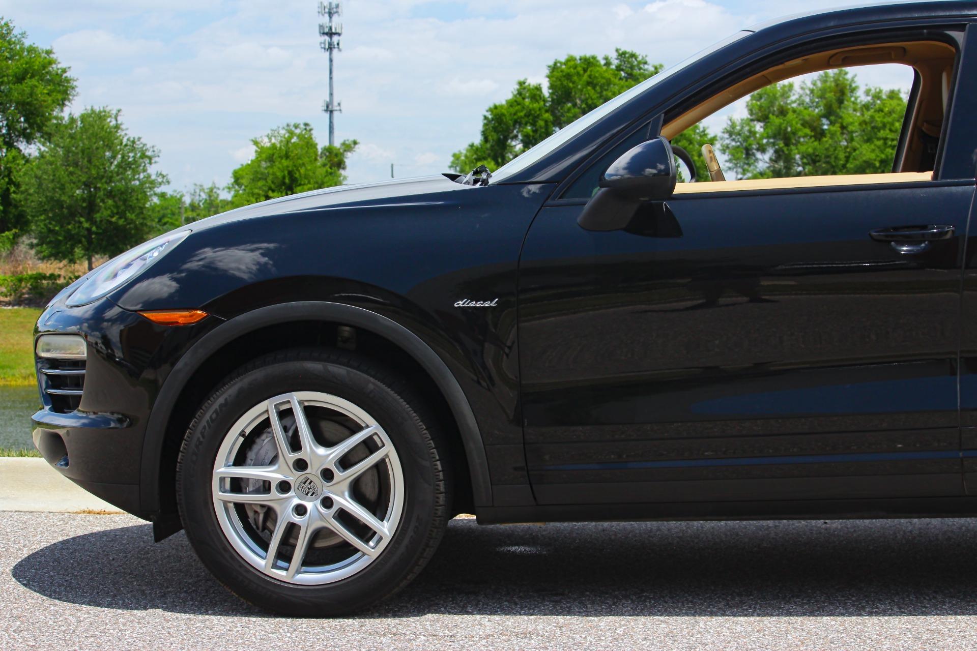 2014 Porsche Cayenne 27