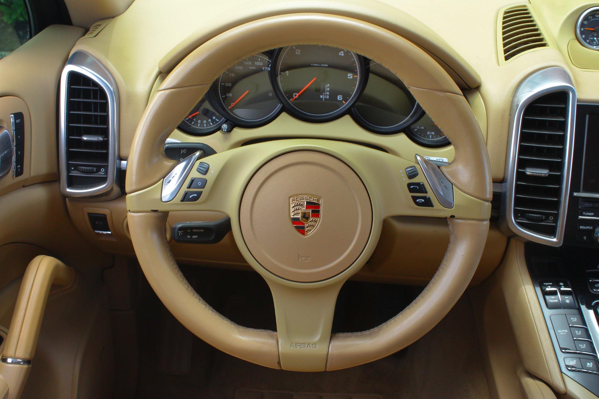 2014 Porsche Cayenne 81
