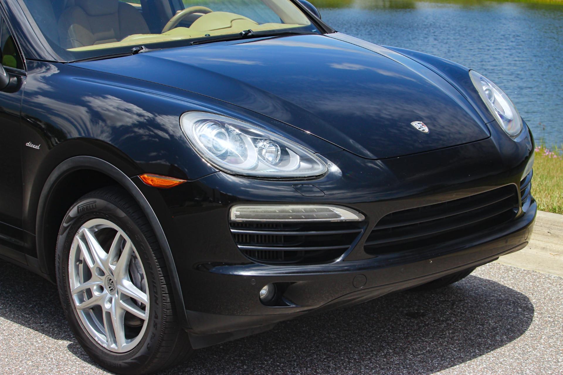 2014 Porsche Cayenne 40