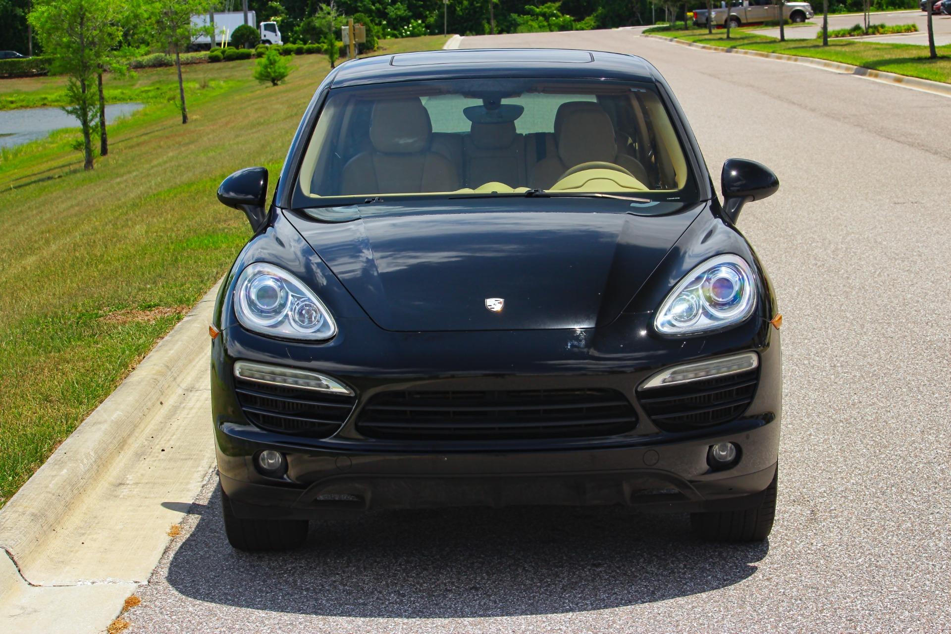 2014 Porsche Cayenne 32